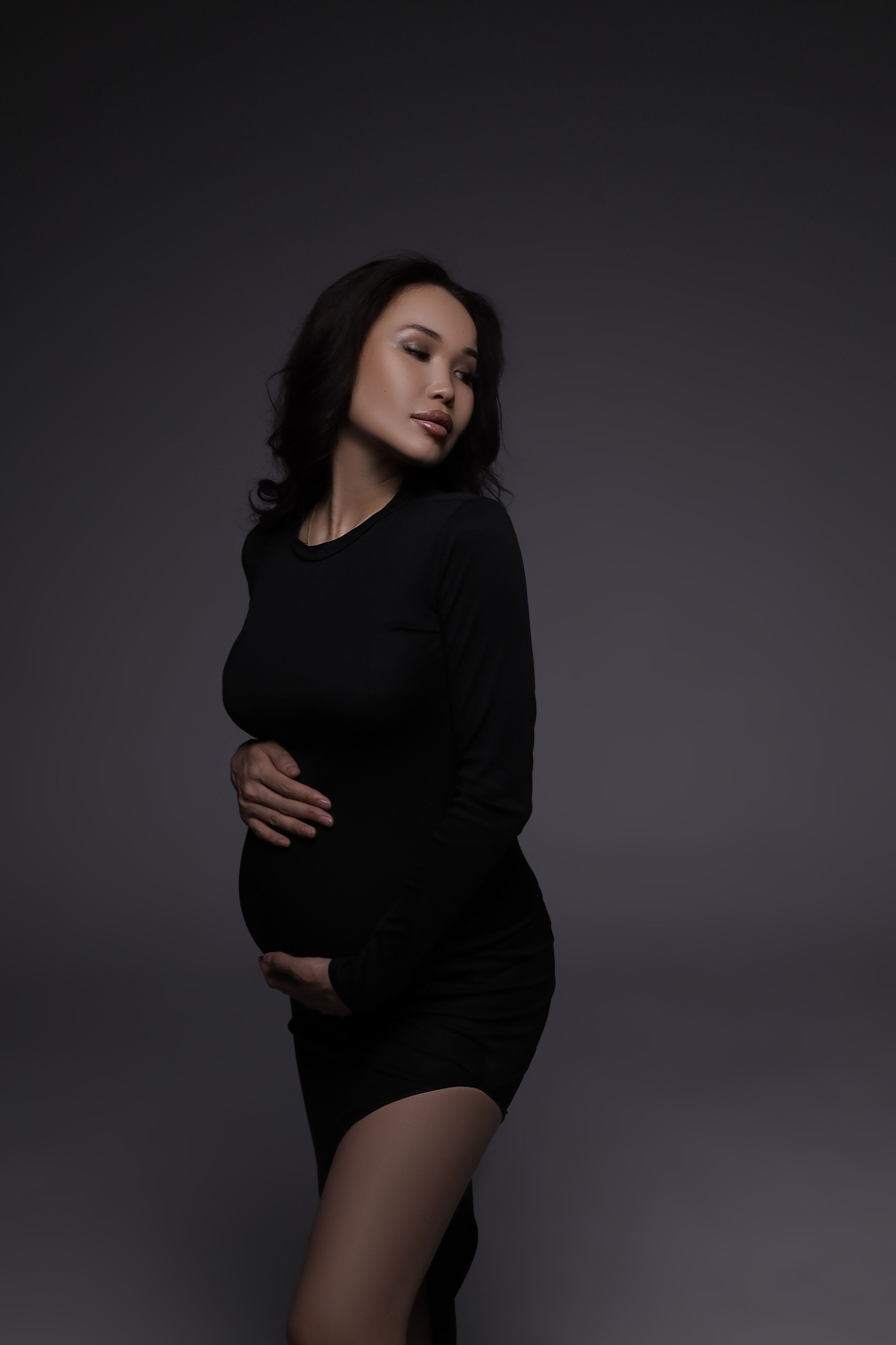 черное базовое платье с размером,длина миди,размер S