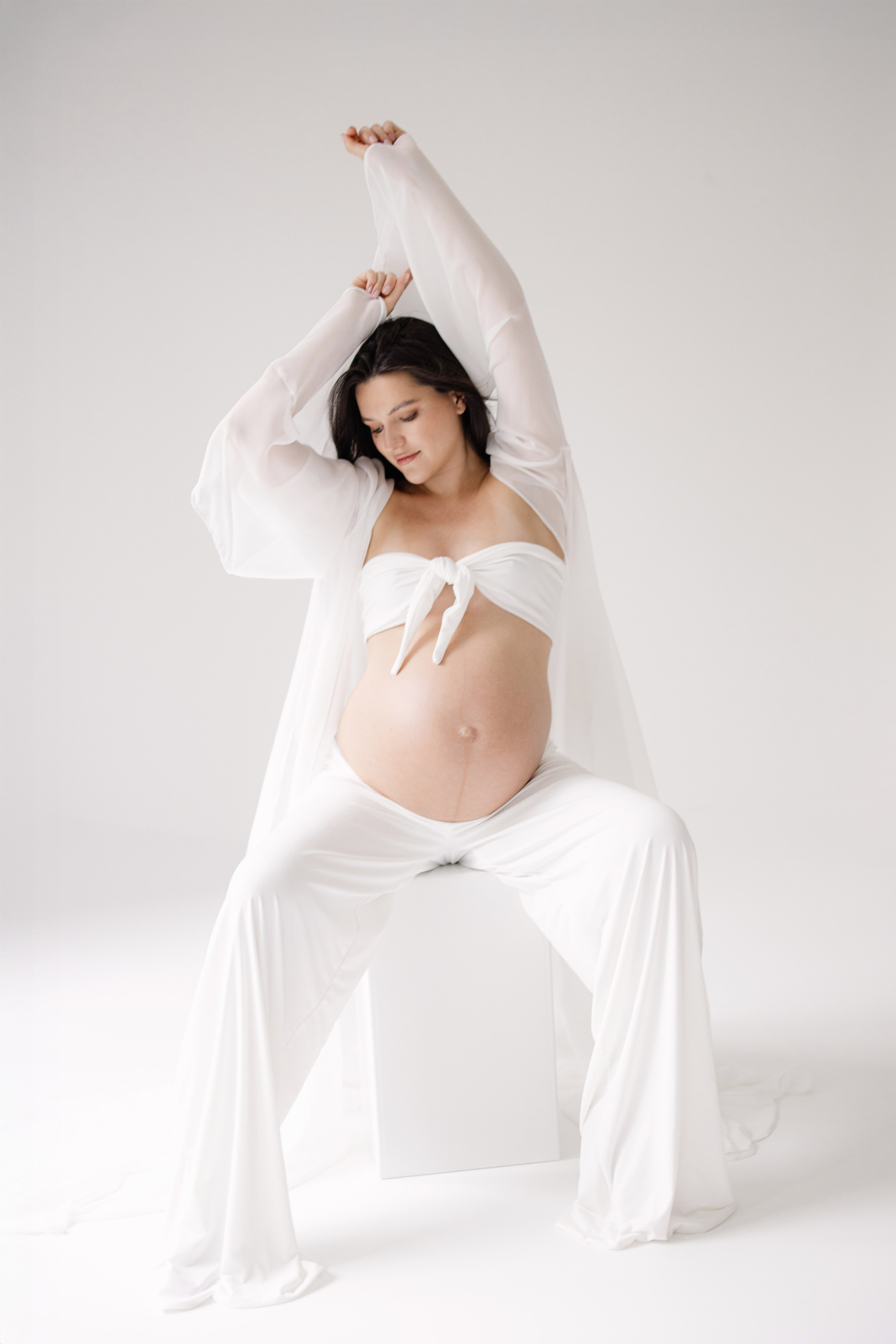 Zeitlose und moderne Schwangerschaftsfotografie in Zürich & Uster — natürlich, unkompliziert und ohne Kitsch. Wedding and Family Photographer Switzerland and Italy. Valeria Diaz