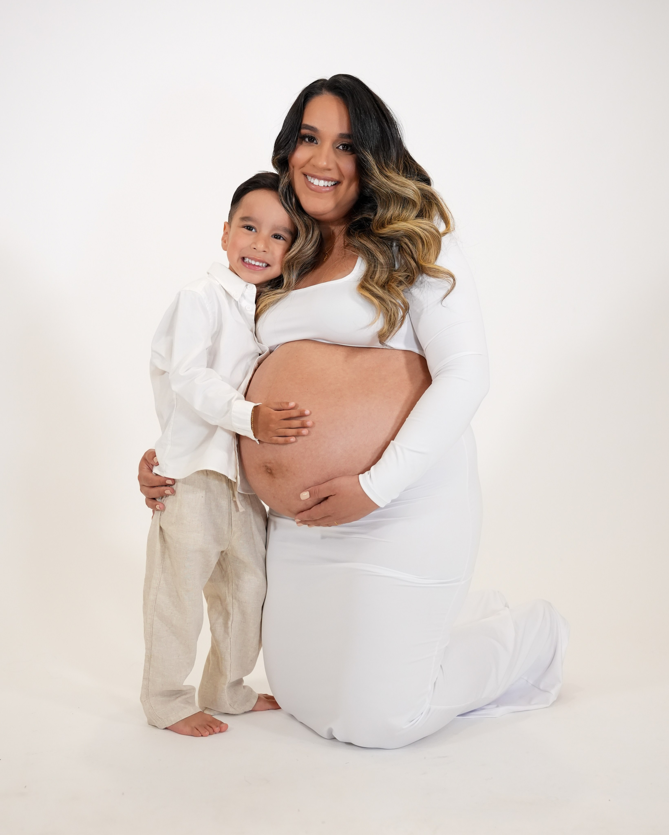 Maternity Shoot. Photographer Brett Scher