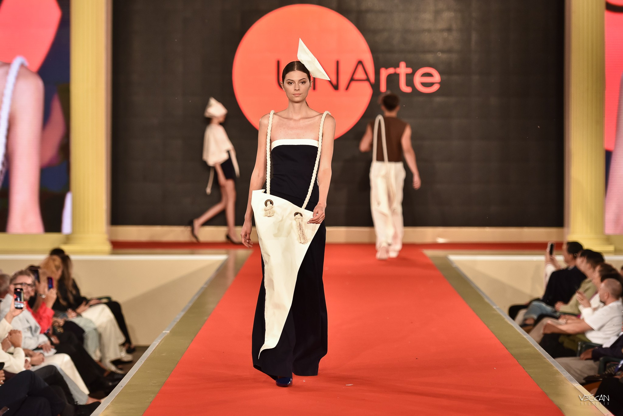 Fashion. Vescan Pictures - fotografie de eveniment