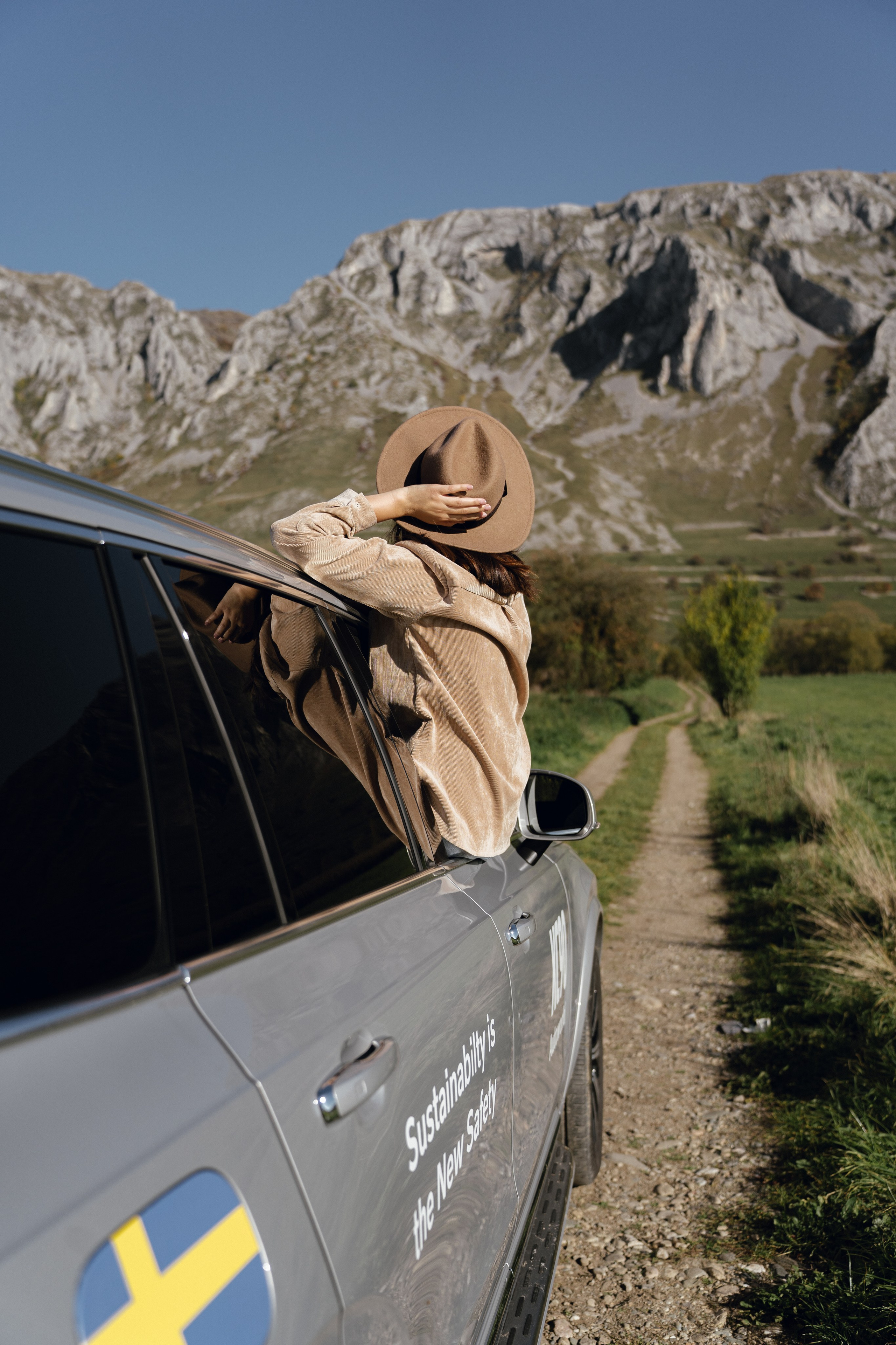 Volvo Cars Romania. Patricia Morenci — Mountain Adventures for the Wild at Heart