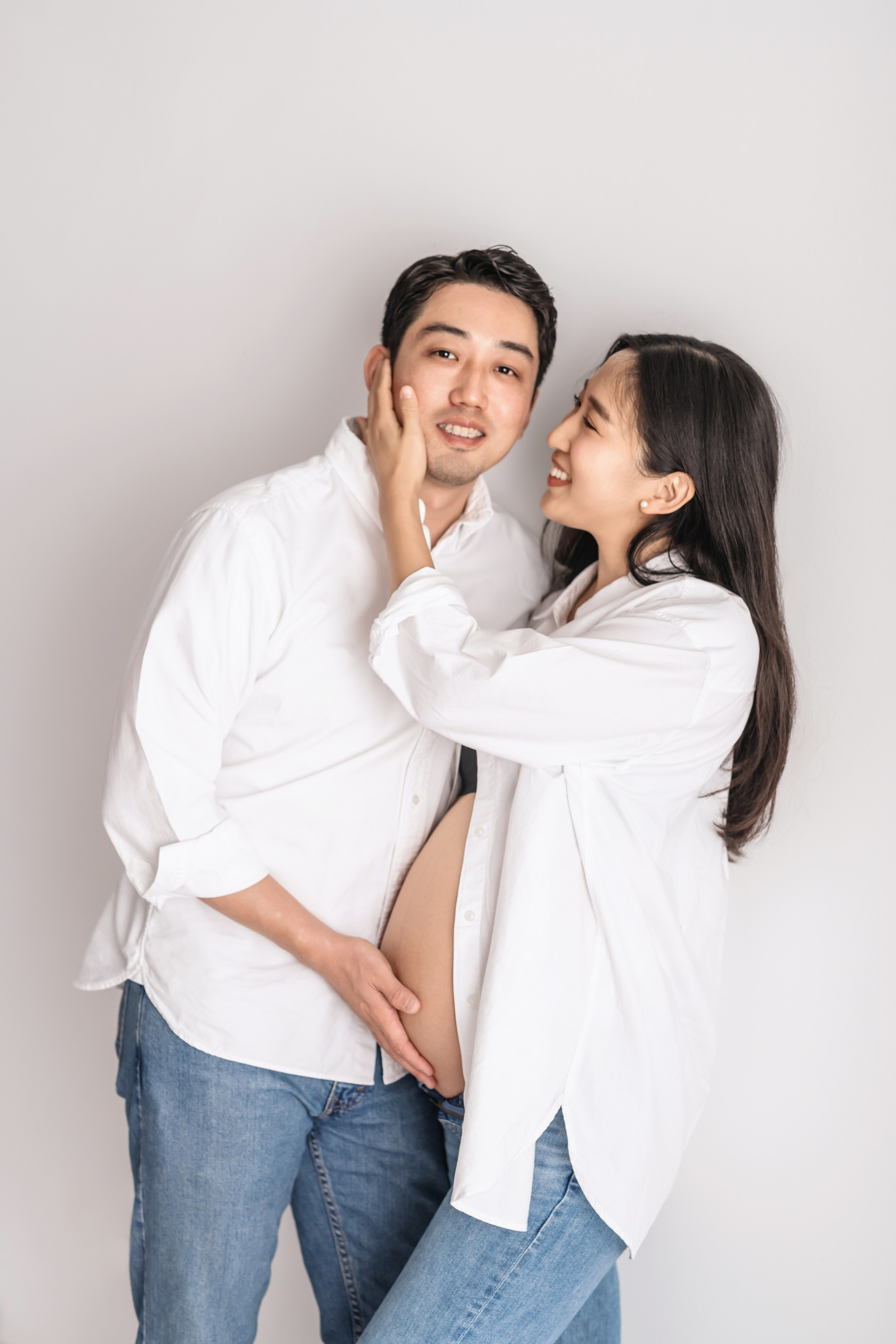 Babybauch Studio. Newbornphoto in Duesseldorf