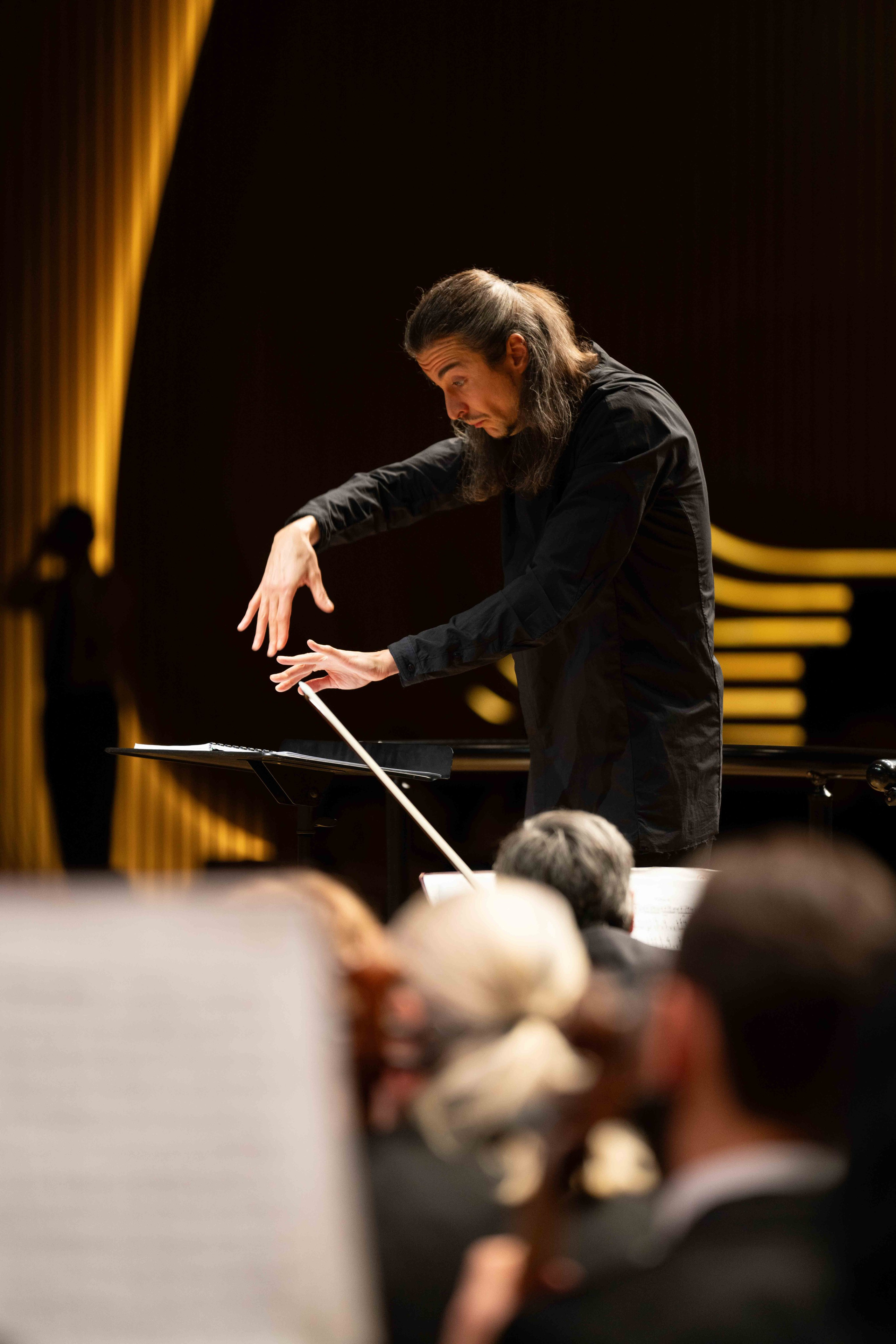 The Tchaikovsky Academic Grand Symphony Orchestra in Baku. Wedding&Event photographer Ismail Rzayev in Baku