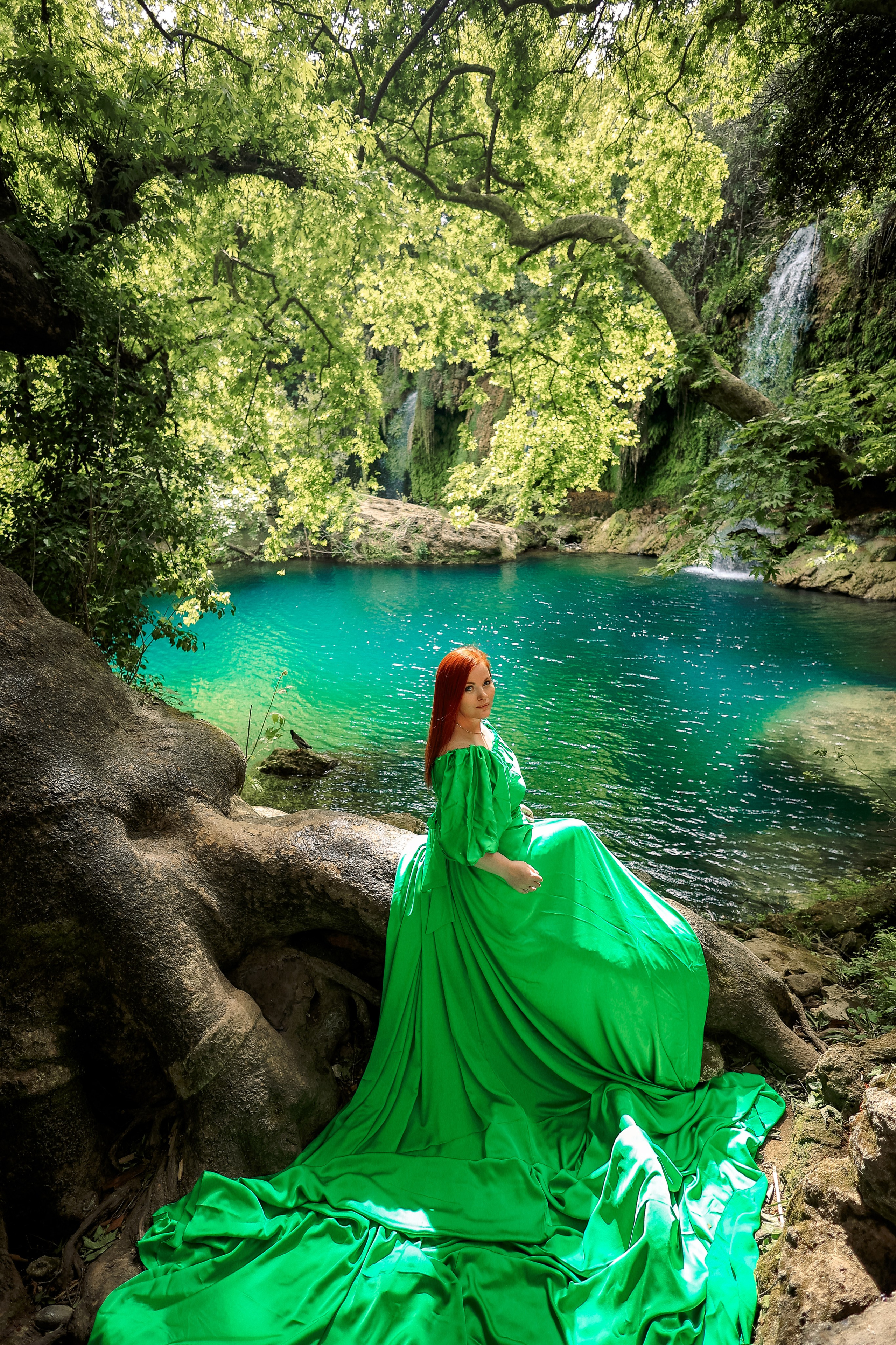 Flying dresses for rent. Photographer in Turkey, Antalya, Kemer, Belek, Side, Kas, Fethiye