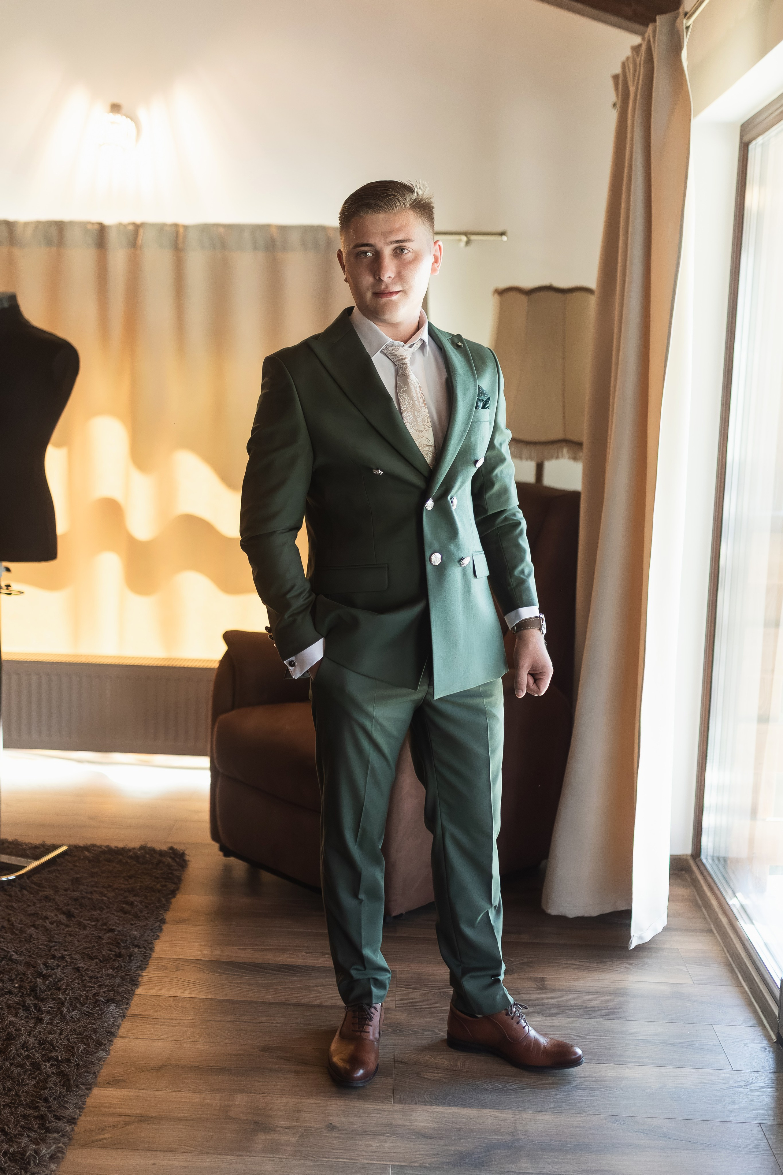 Oana & Andrei. Vlad Aconstantinesei Photographer