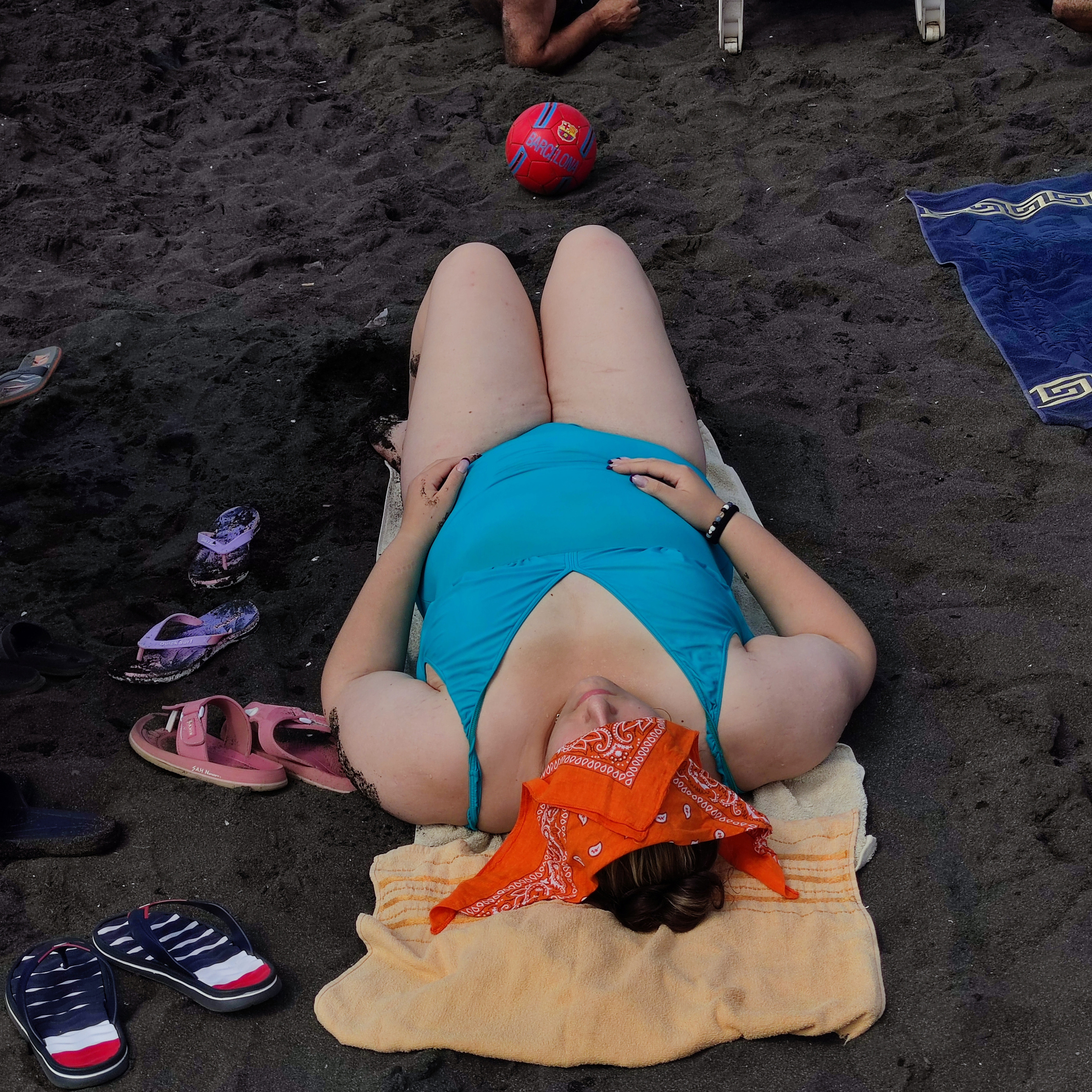 TRUCE. Documentary photographer in Yerevan Vaghinak Ghazaryan