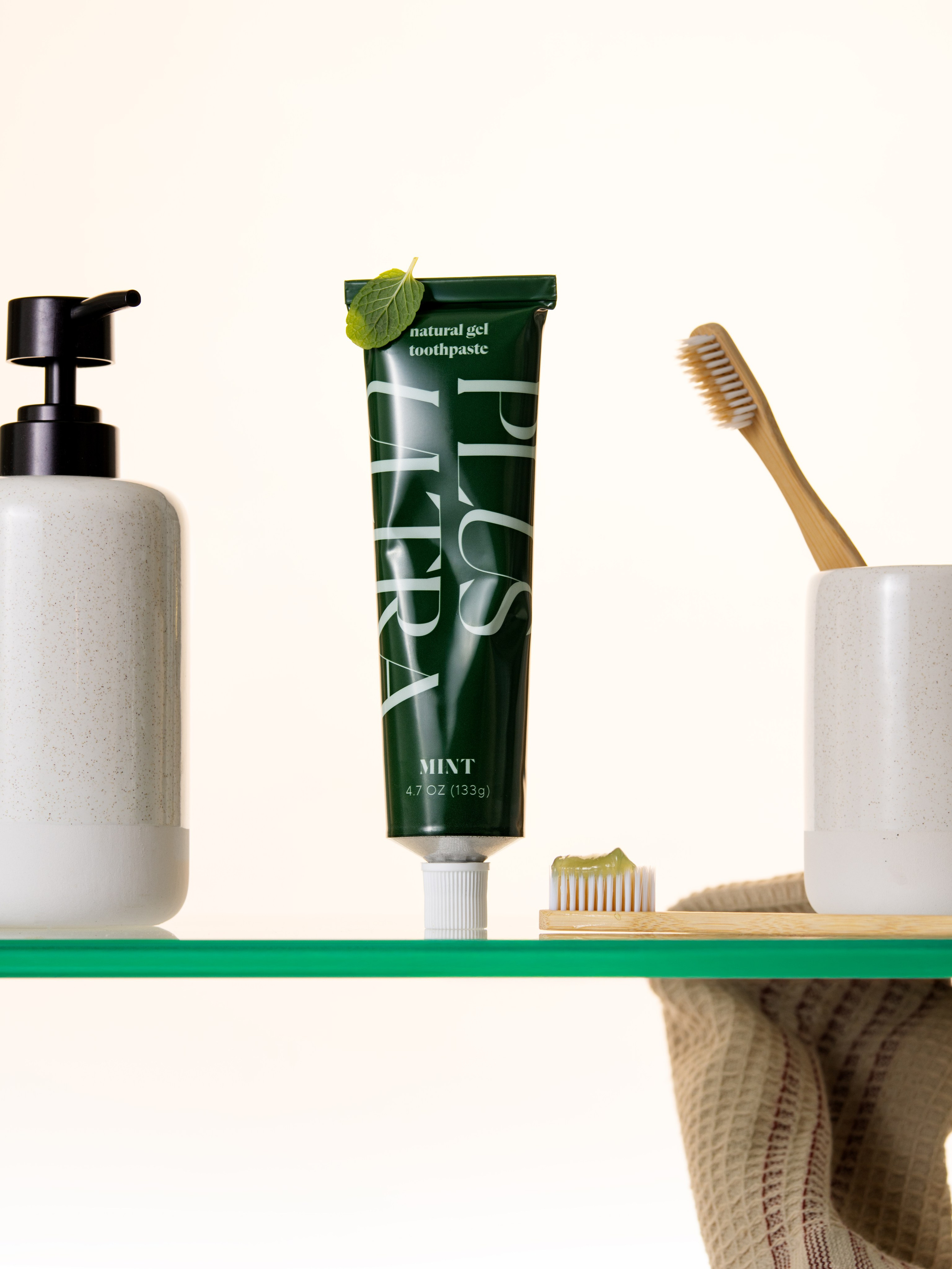 Plus Ultra. LILIIA ZABOTKINA product photographer California