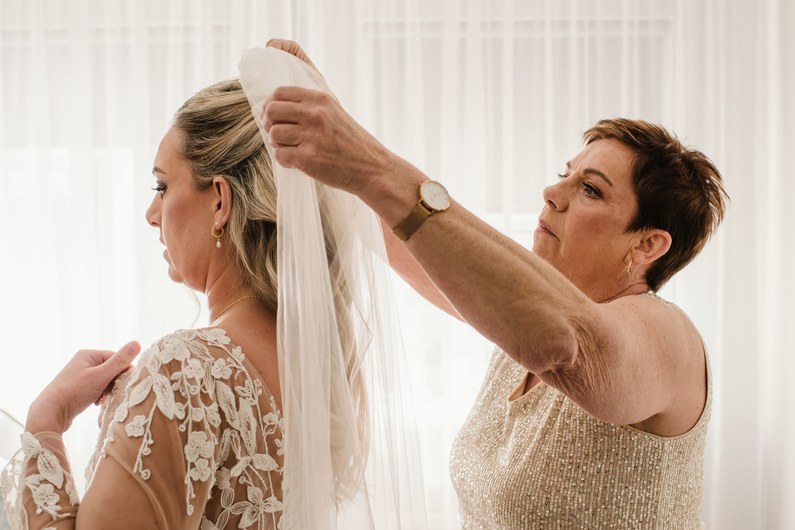 Iris and Helgi. Michalina Dzianach Wedding Photographer Iceland