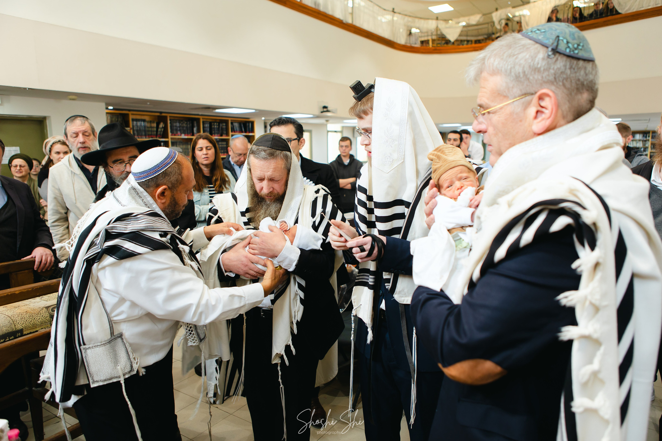 BRIT TWINS. Https://shi-photo.com/