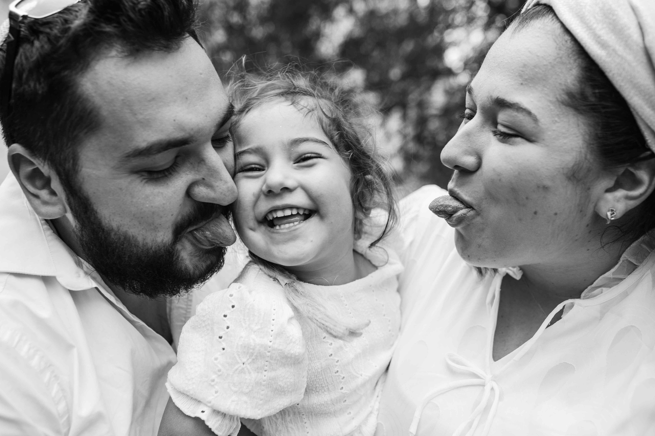 EXPECTING A BABY, JERUSALEM. PHOTOGRAPHER IN ISRAEL