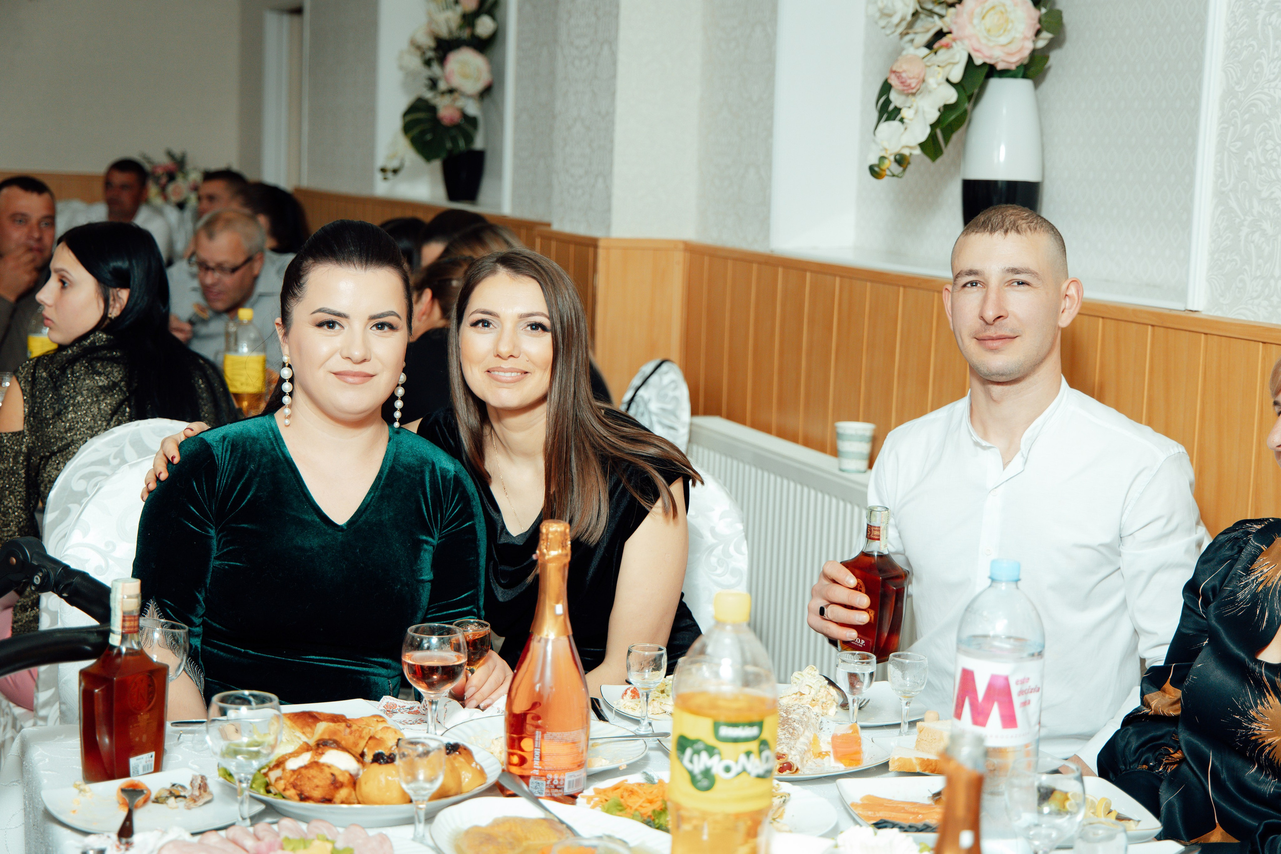 Cumetrie. Свадебный Фотограф, Детский и семейый Фотограф Молдова