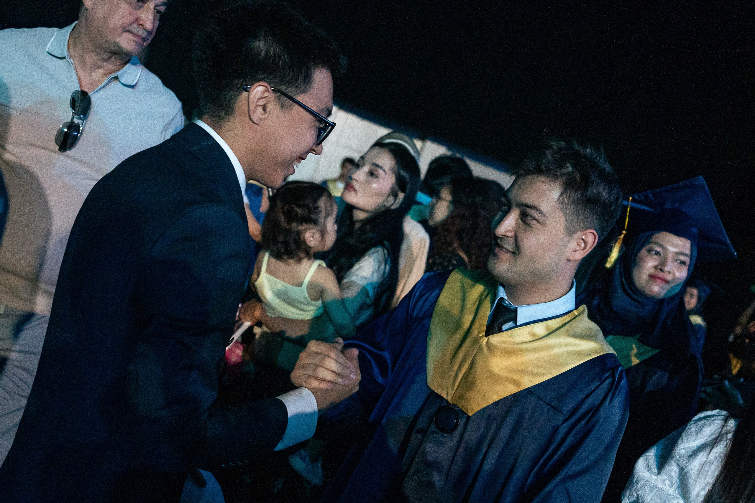 Как Central Asian University провёл одну из самых ярких выпускных церемоний. Георгий Намазов | Фотограф в Ташкенте