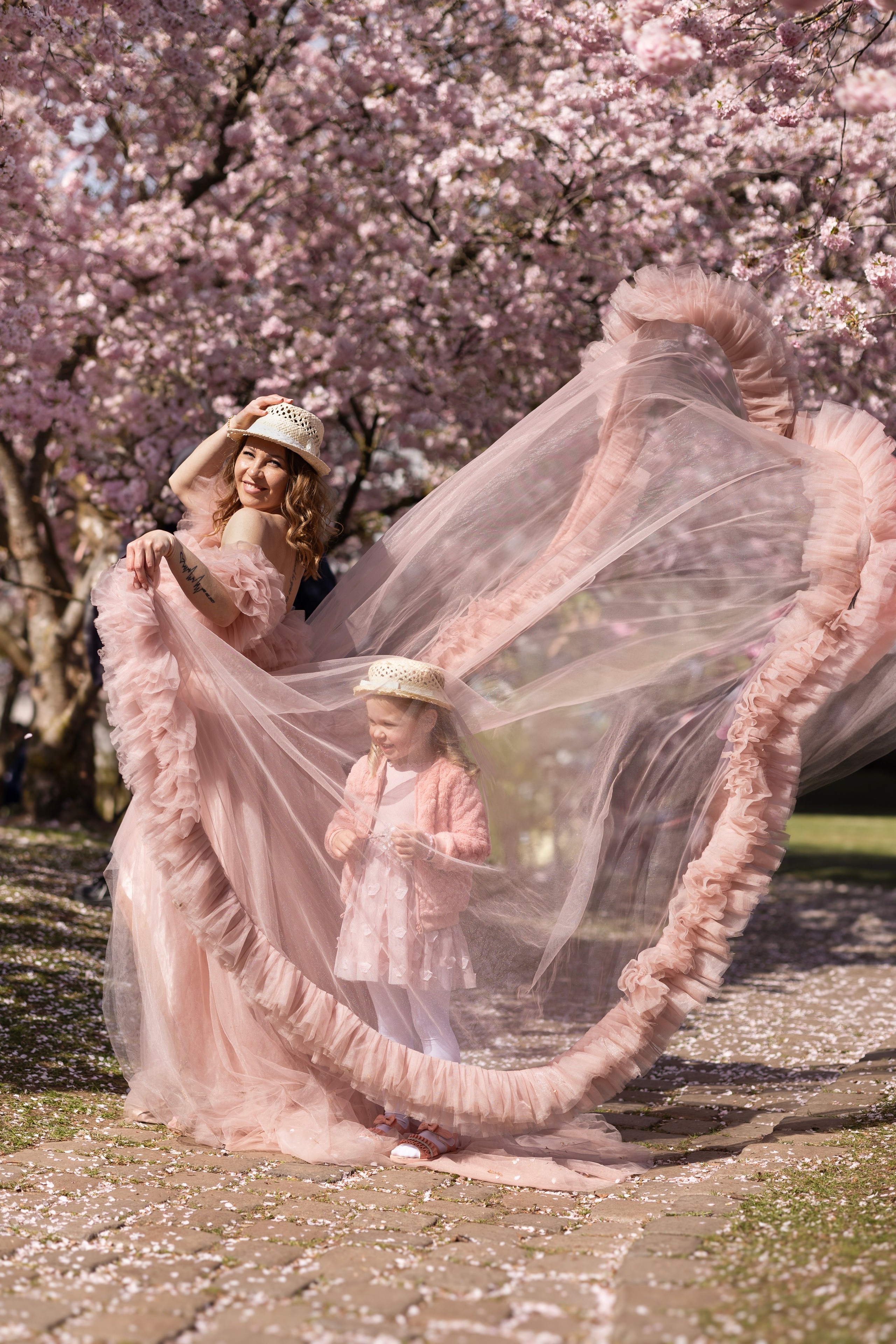 Long dresses shooting. Photographer in Munich