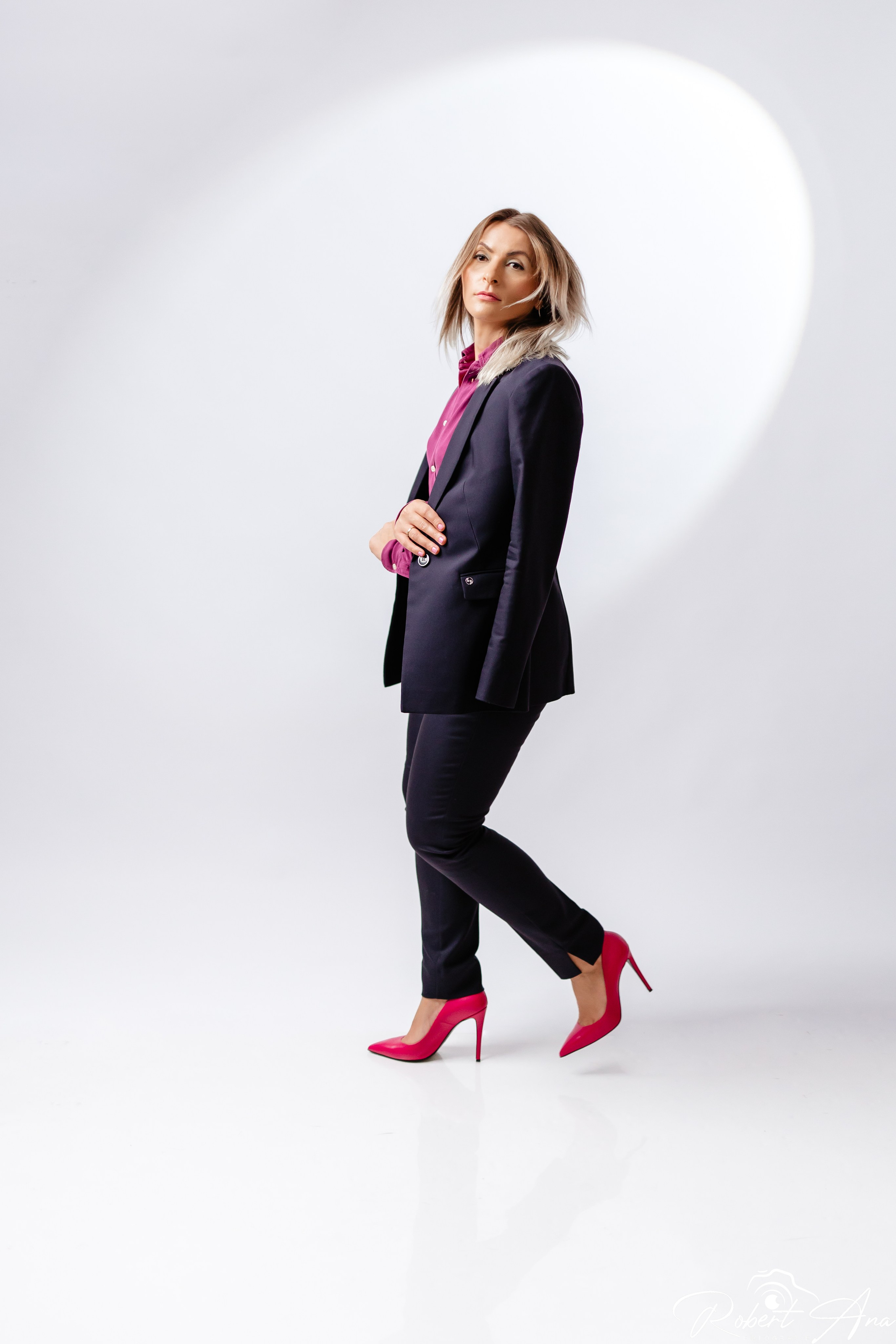 BUSINESS. Robert Blaj - Fotograf Nuntă Iași