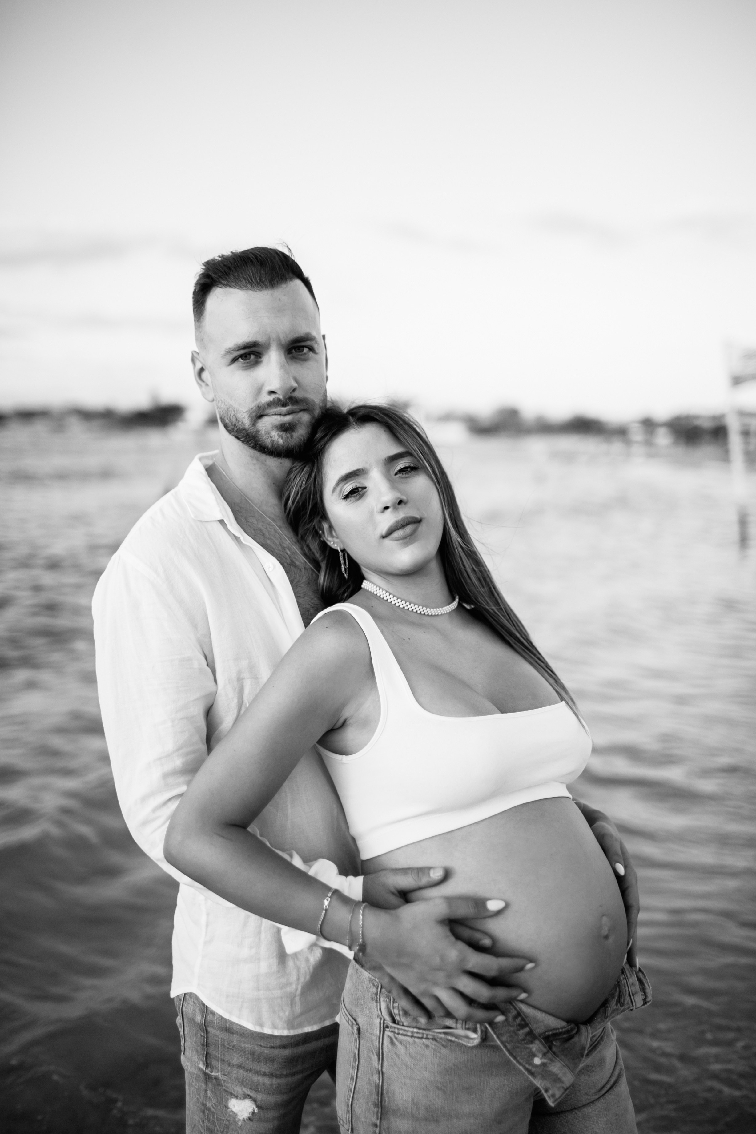Yael & Gal Nahsholim beach. Family photographer in Israel