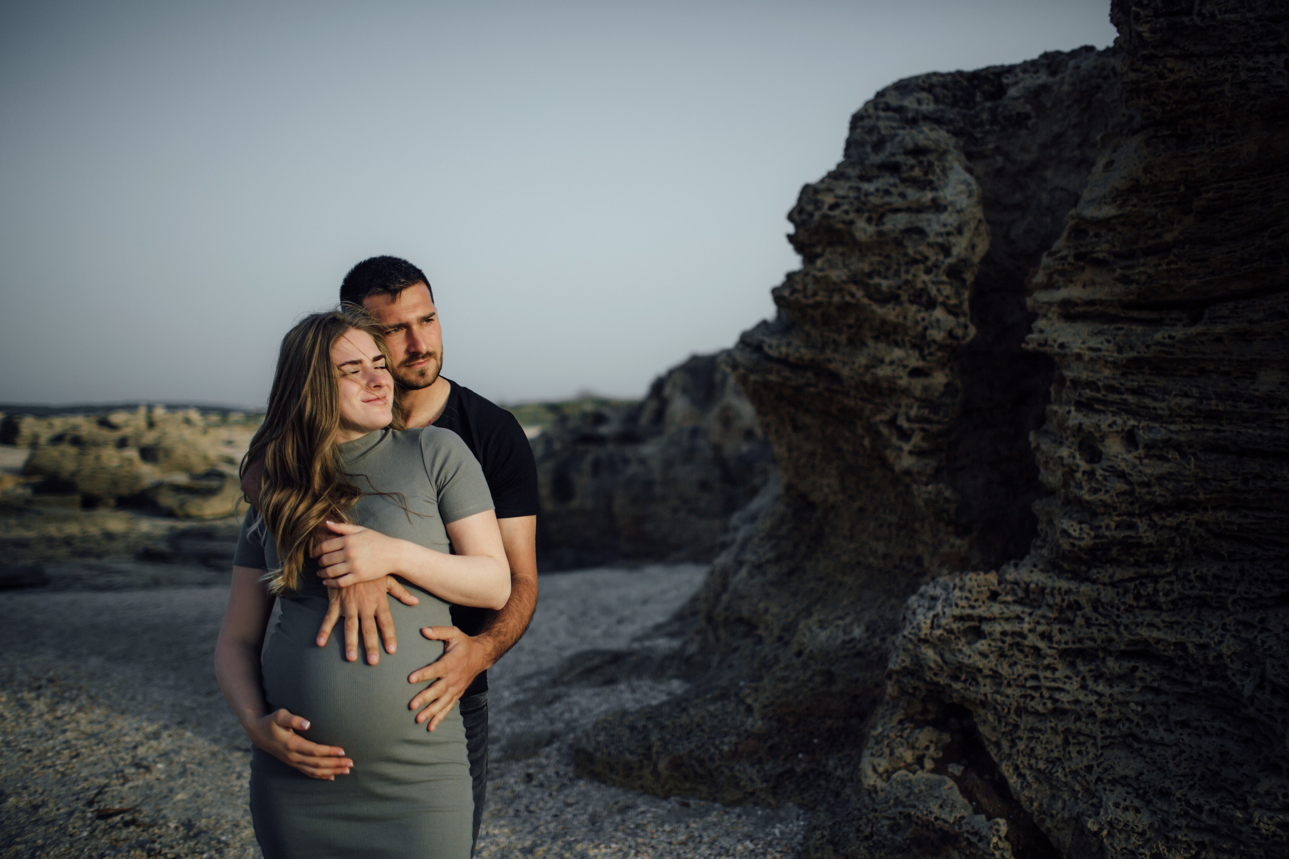 Sasha & Inna at HaBonim beach. Family photographer in Israel