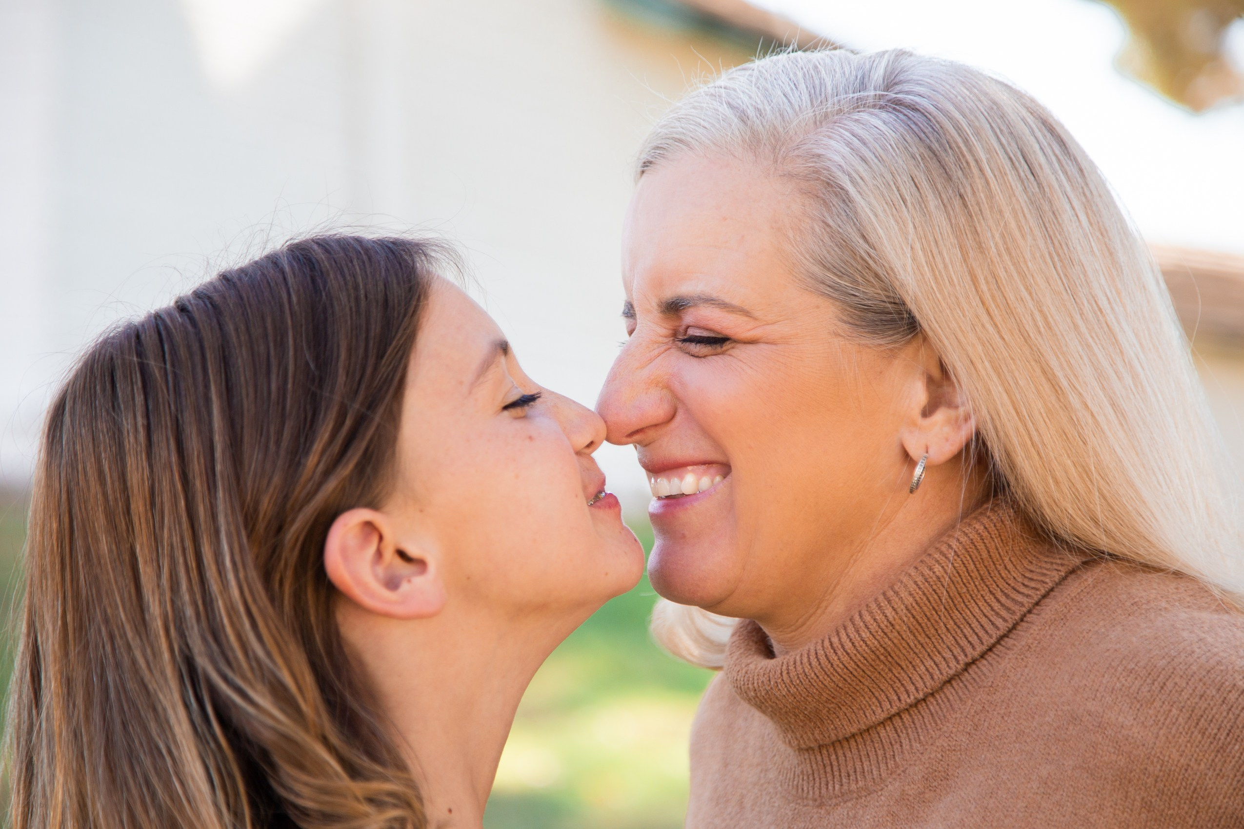 Bridgette, Michael & Lilli. Wedding & elopement photographer Viktoriya Kravtsov. Las Vegas
