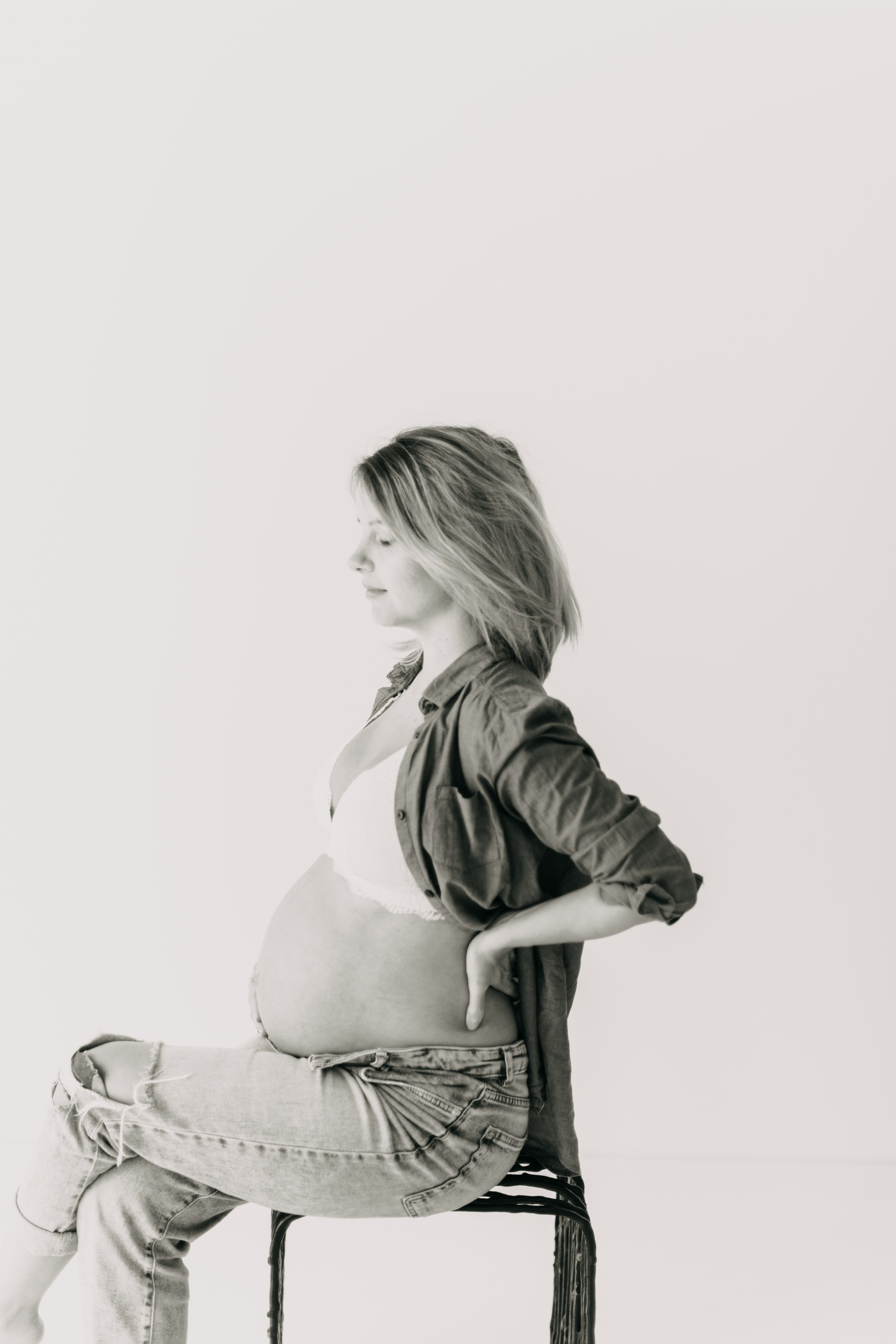 Maternity. Fotograf de nou-nascuti, maternitate si familie din Brasov