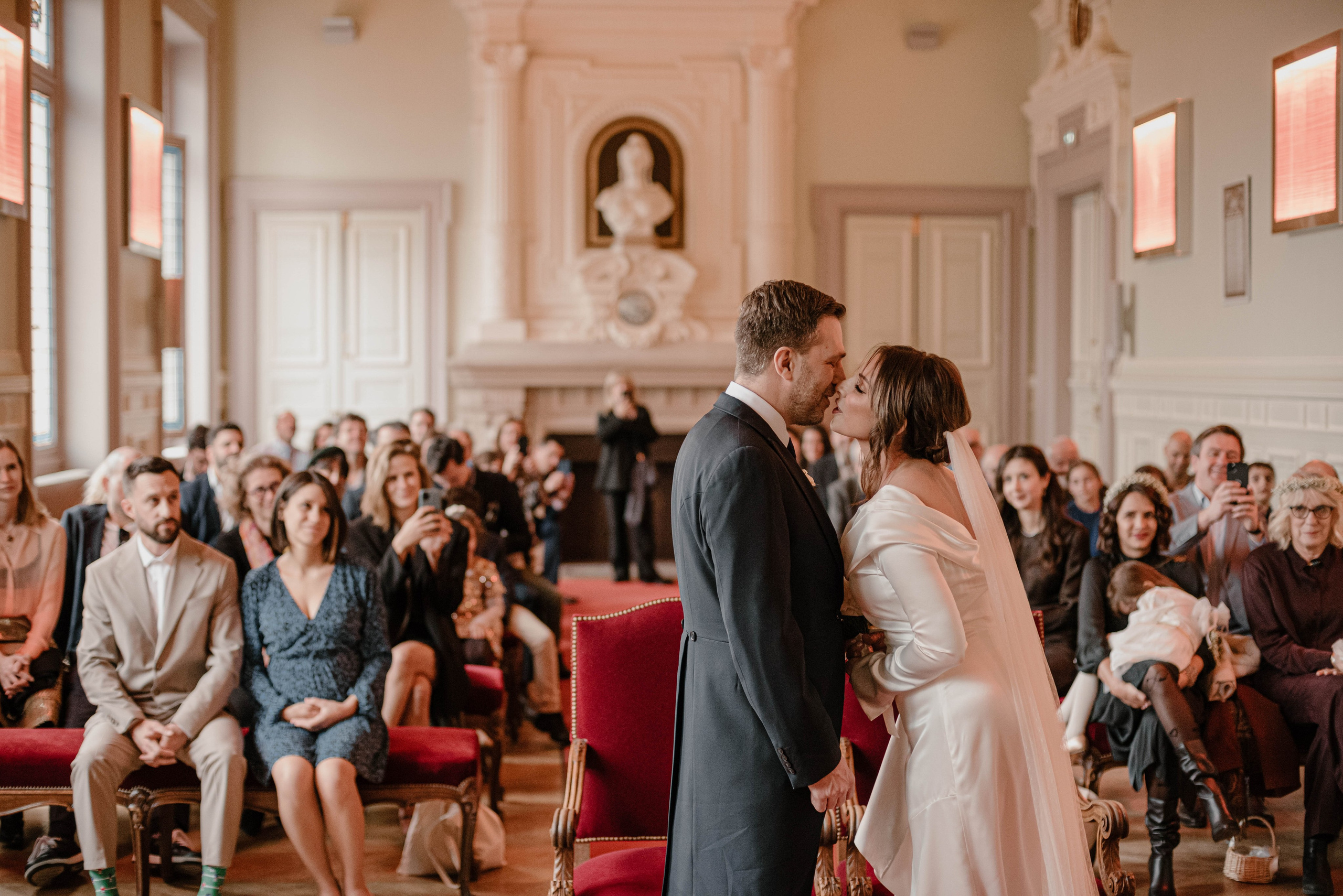 Камерная свадьба в Марэ, Париж | Ksenia Marchand. Ksenia Marchand/ Lifestyle photographer in Paris