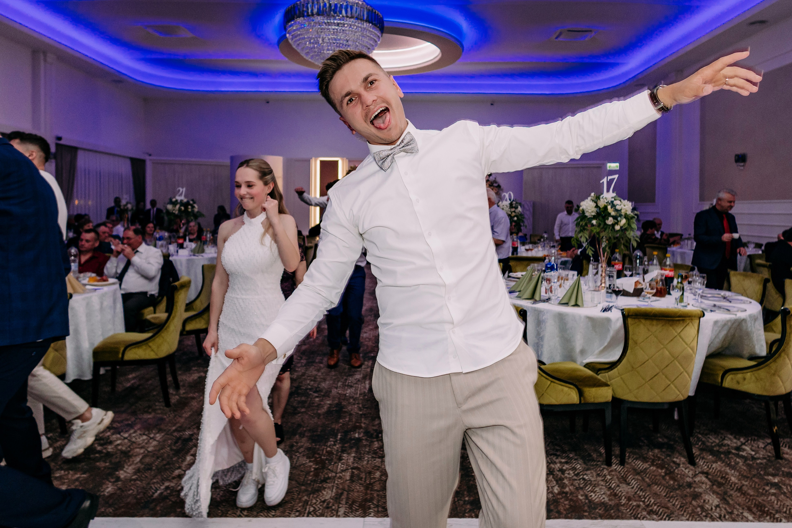 Nuntă Cristina & Alex. Photographer Miruna Buculei