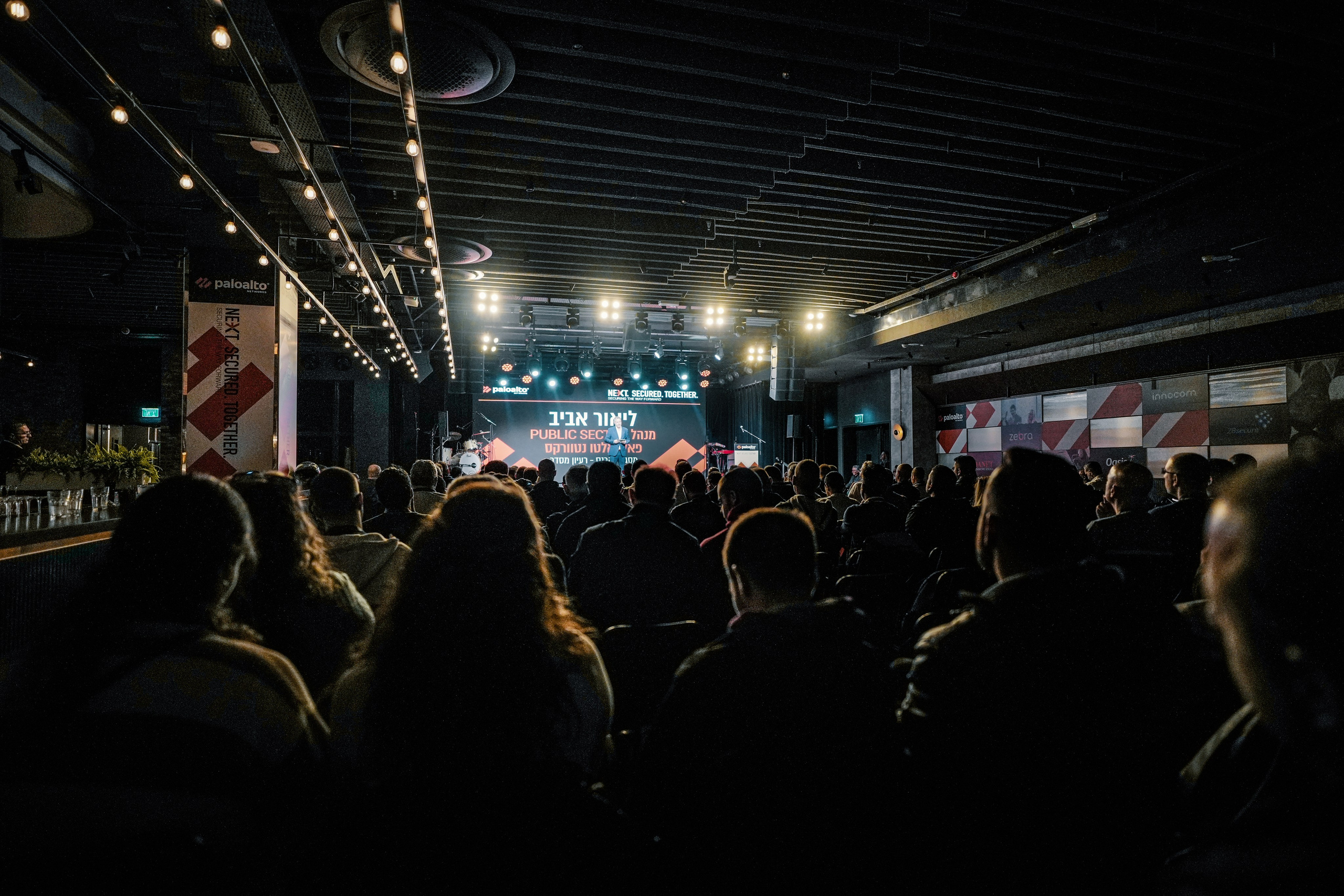 Business. Dmitry Gorodetsky Event Photographer