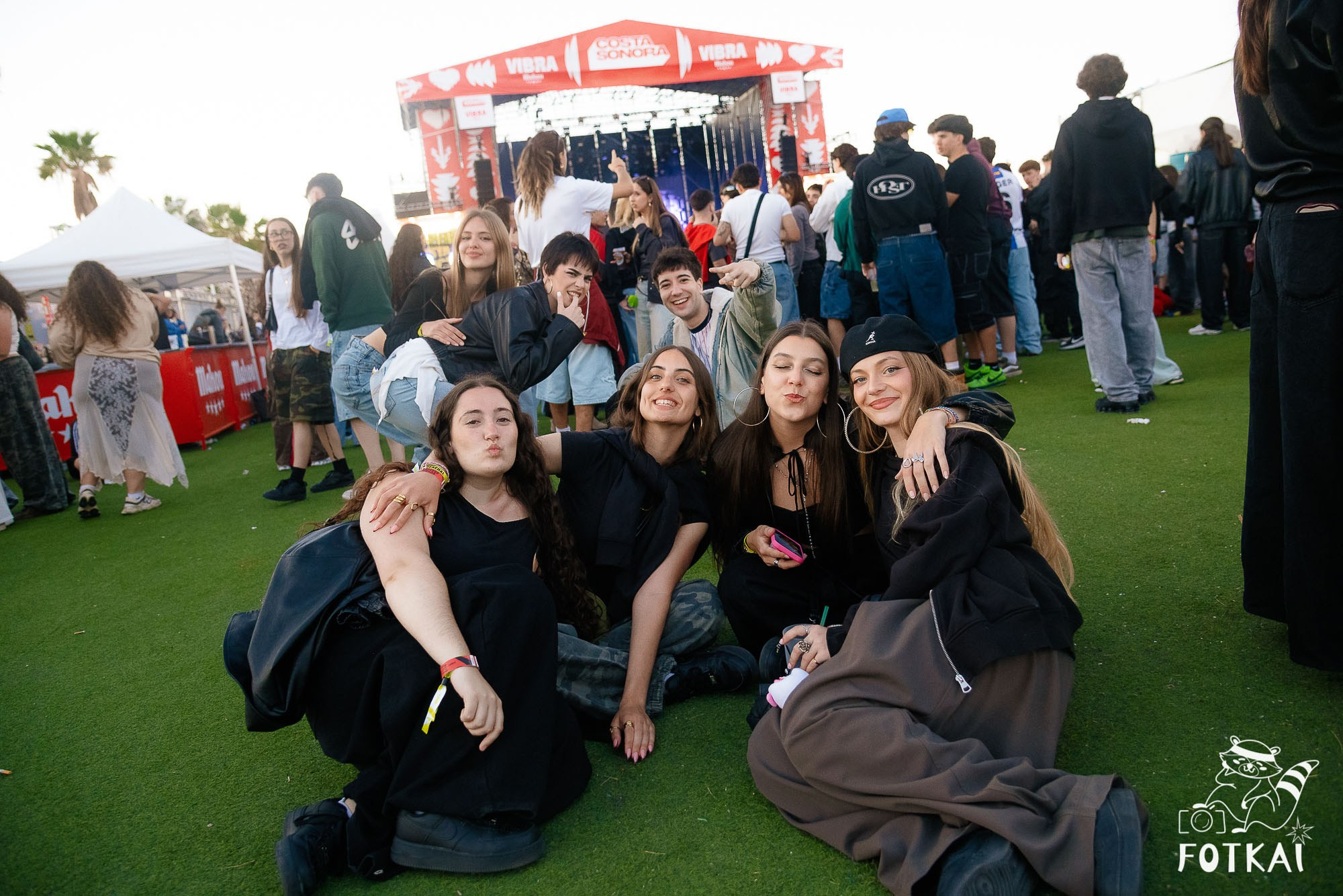Costa Sonora 2026 Alicante Día 1 Fotos — encuéntrate en fotos y busca amigos del festival | FOTKAI