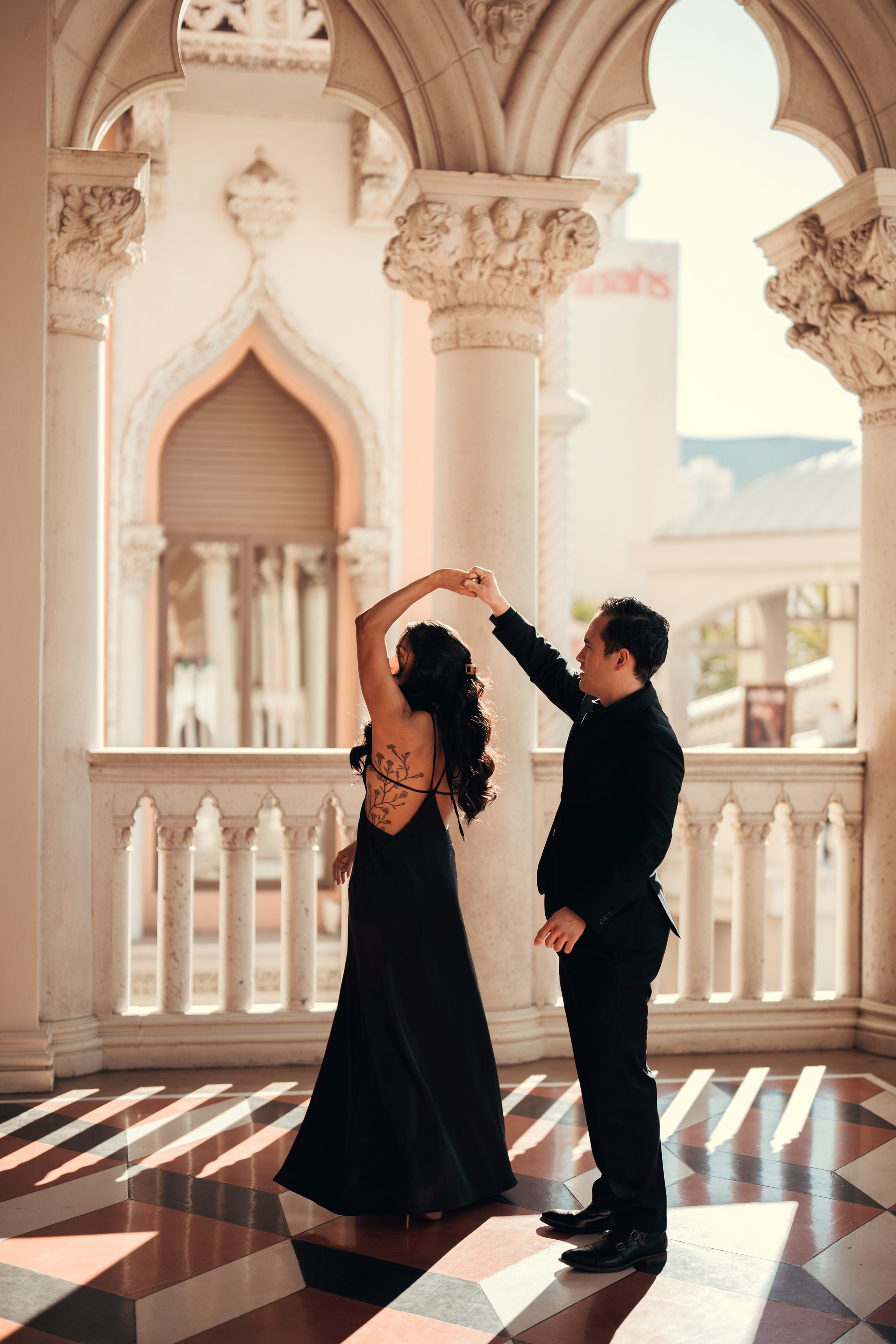 Calah&Matthew. Wedding & elopement photographer Viktoriya Kravtsov. Las Vegas