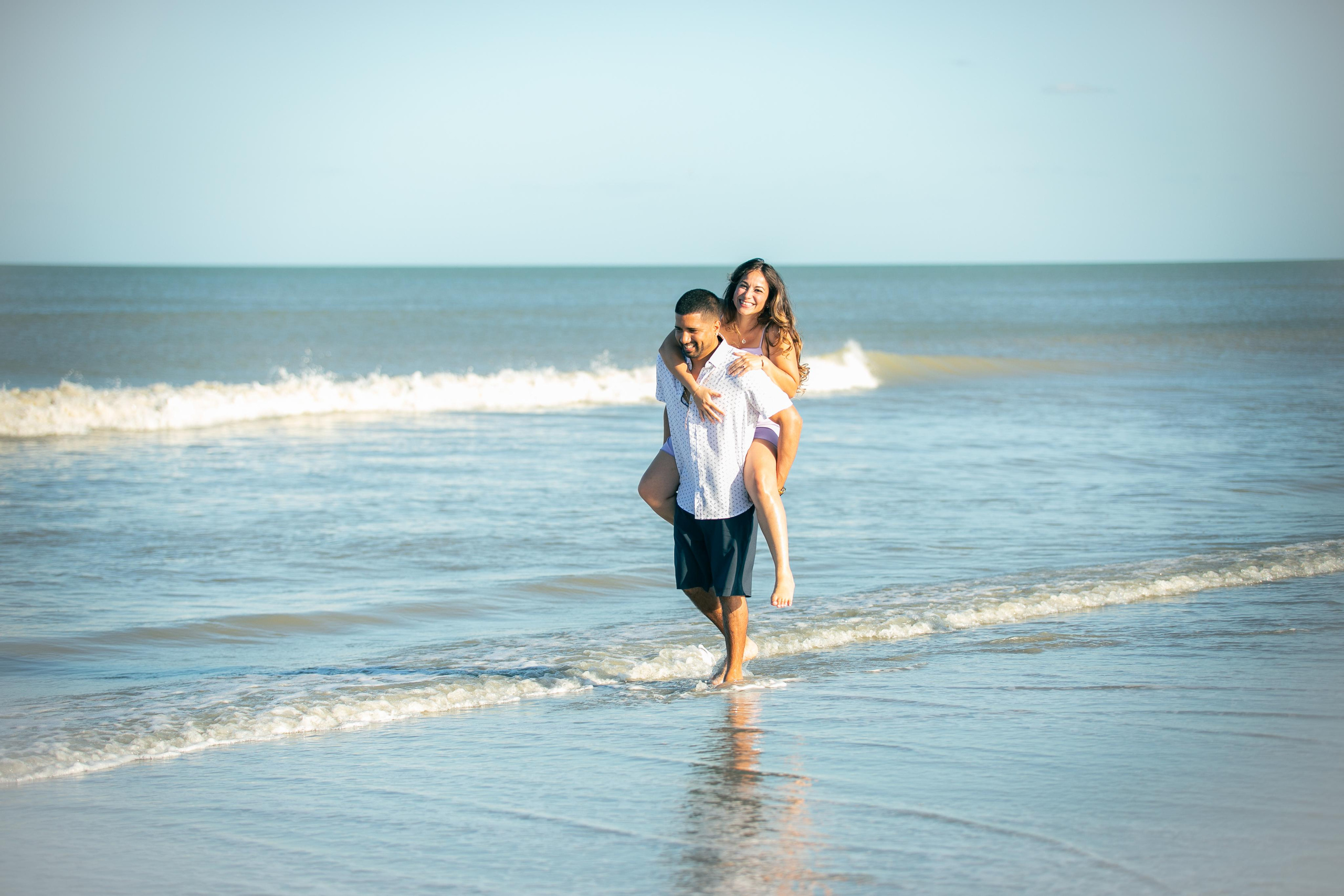 Engagement photography. Lana Photography — Wedding & Family Photographer in Florida & Beyond