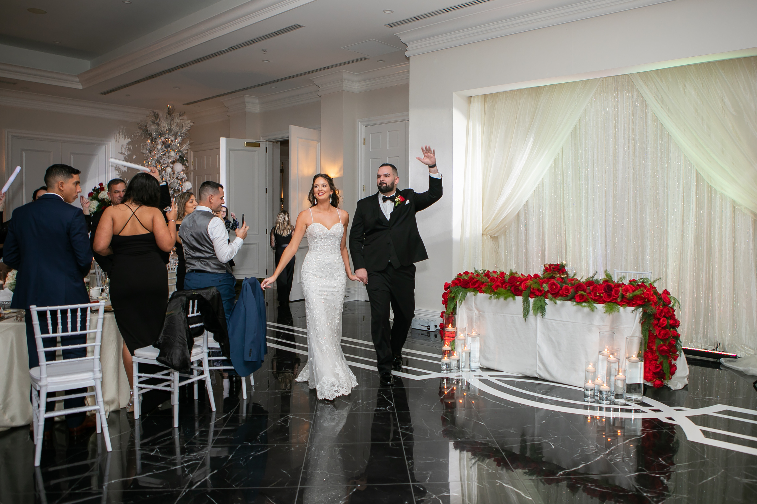 Elegant wedding in Golden Ocala, creating candid photography. Lana Photography — Wedding & Family Photographer in Florida & Beyond