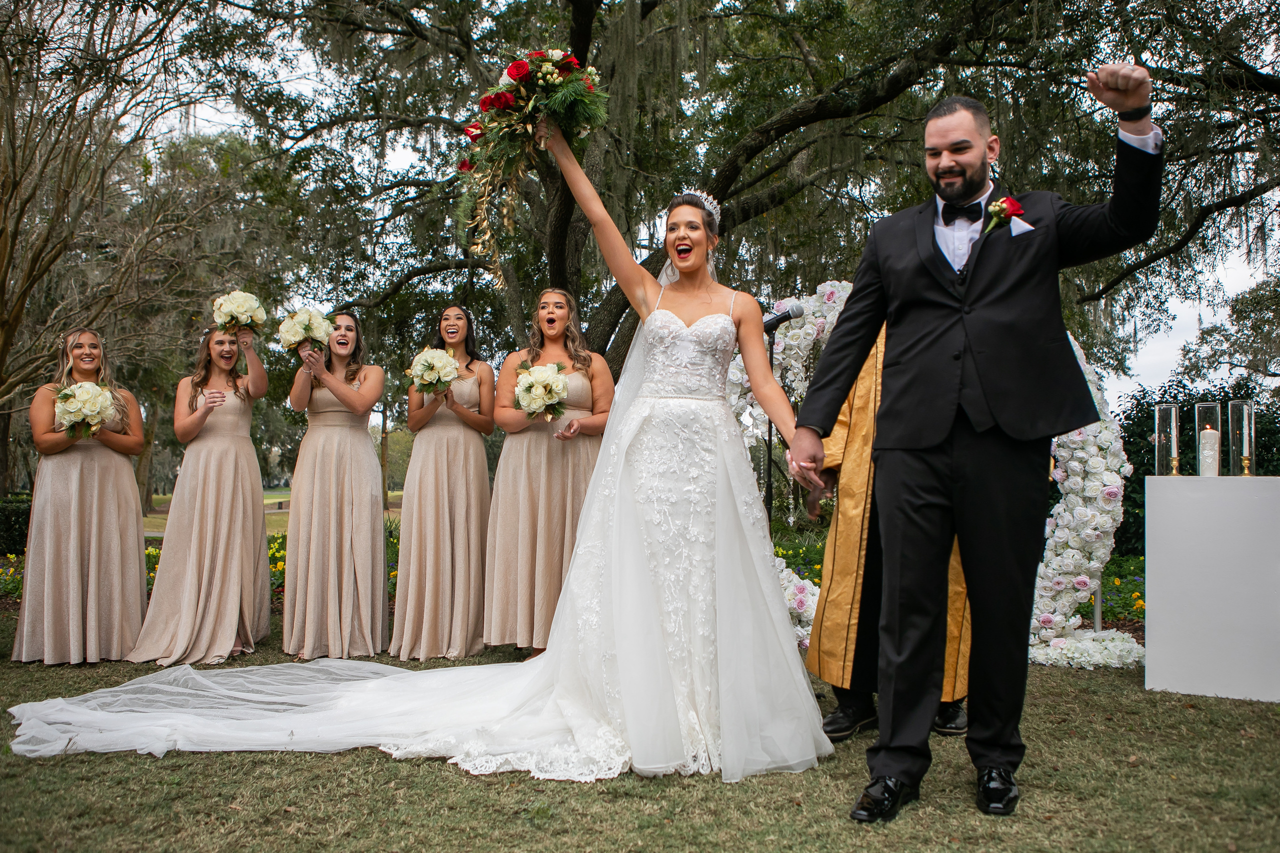 Elegant wedding in Golden Ocala, creating candid photography. Lana Photography — Wedding & Family Photographer in Florida & Beyond