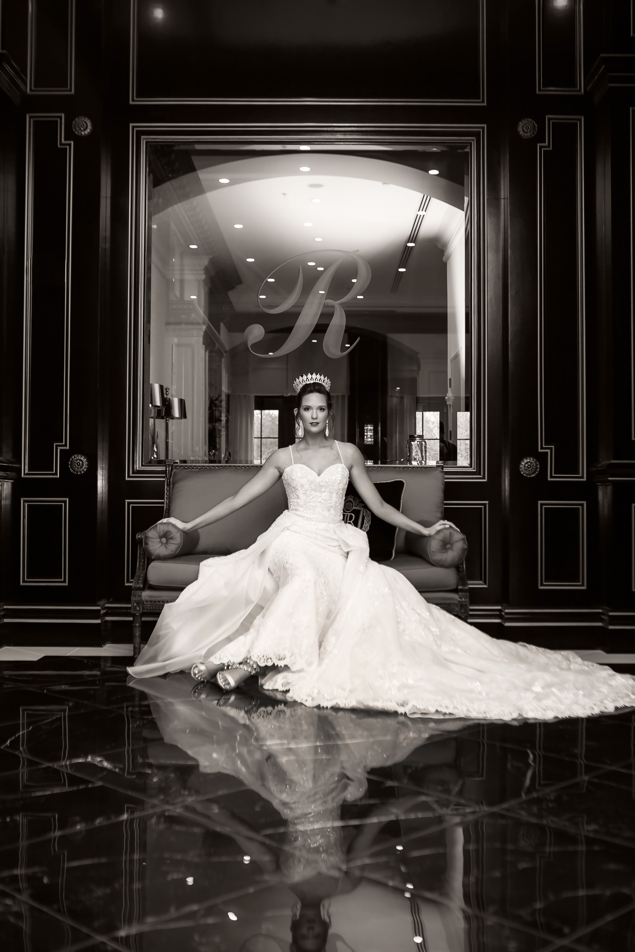 Elegant wedding in Golden Ocala, creating candid photography. Lana Photography — Wedding & Family Photographer in Florida & Beyond