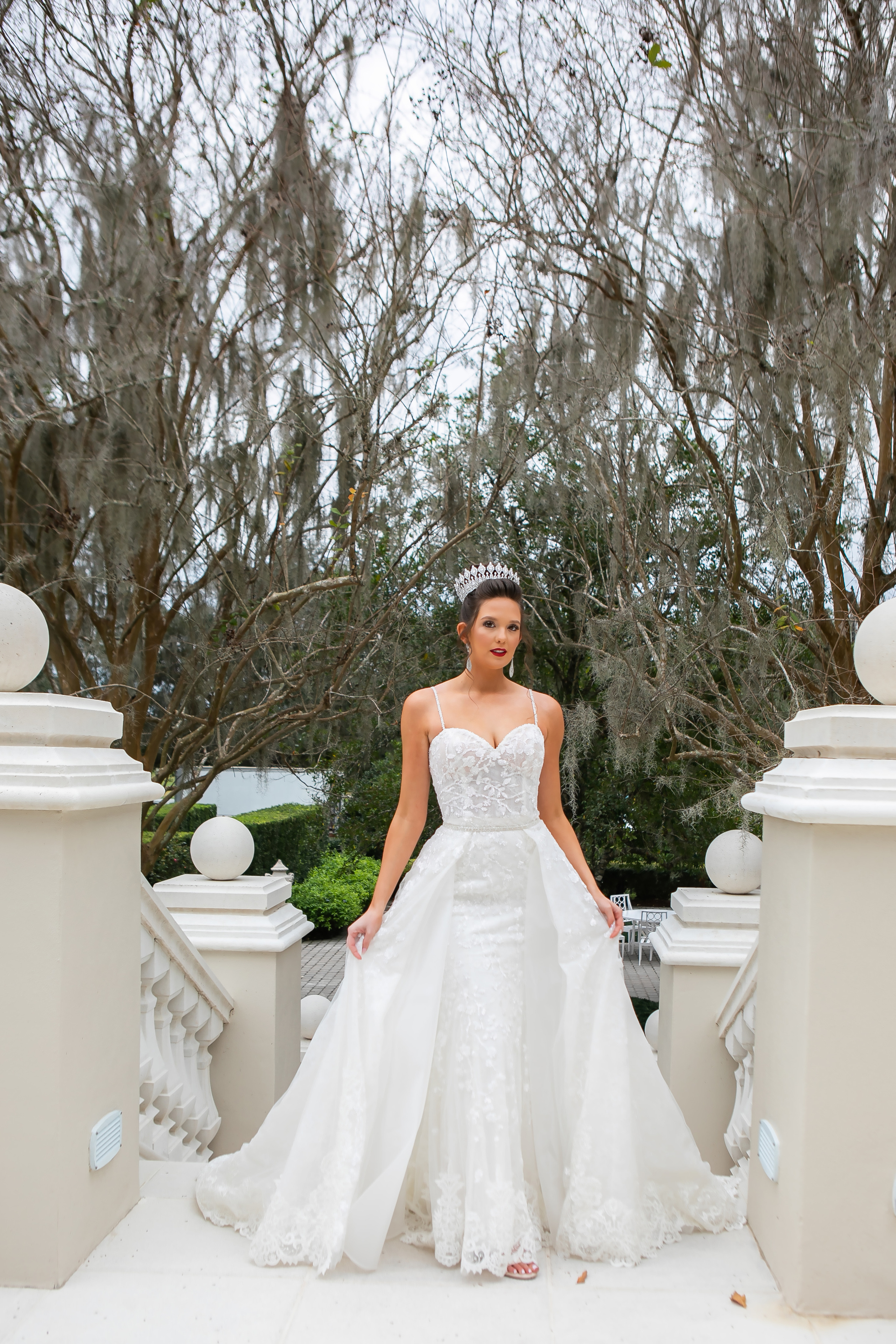 Elegant wedding in Golden Ocala, creating candid photography. Lana Photography — Wedding & Family Photographer in Florida & Beyond