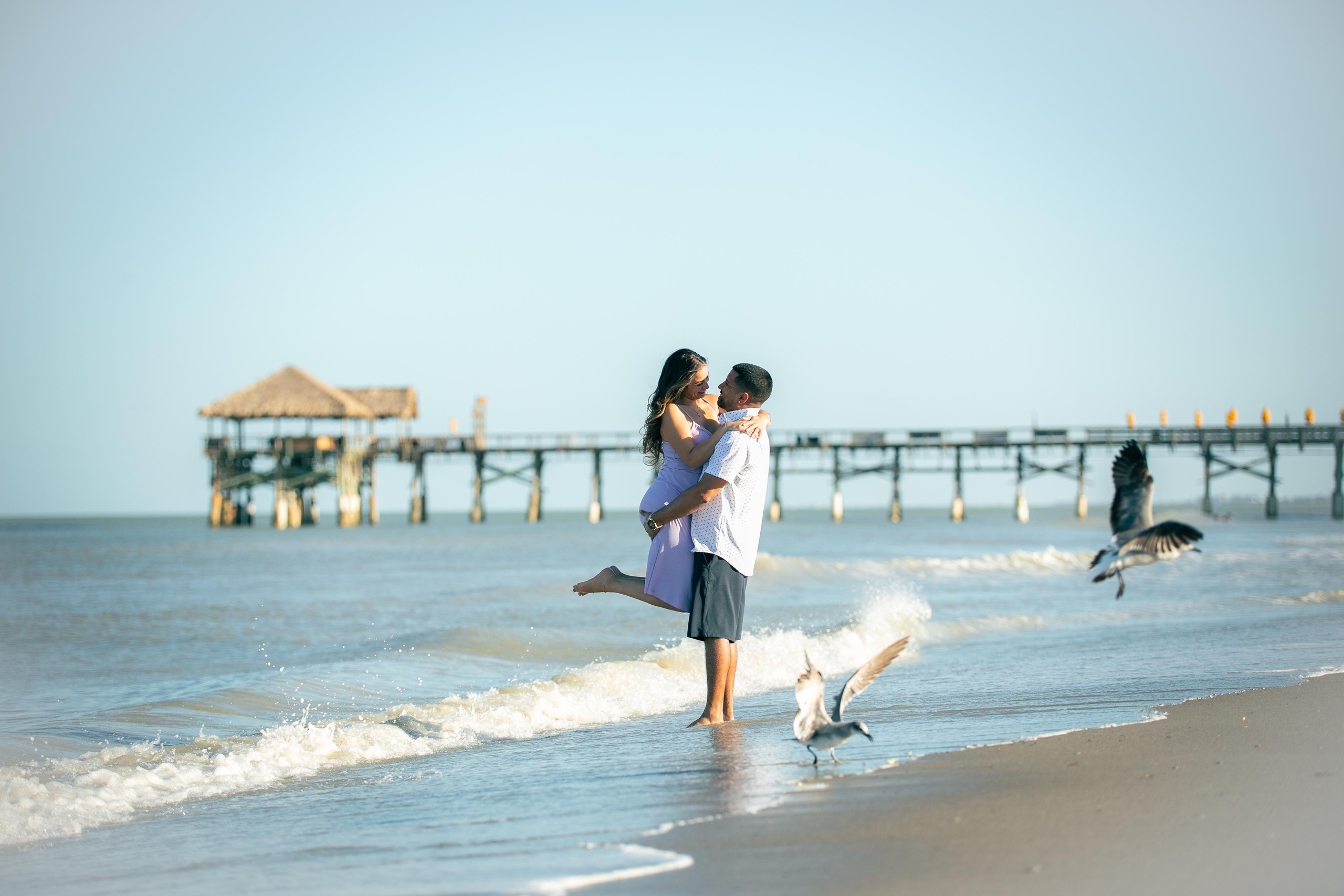 Engagement photography. Lana Photography — Wedding & Family Photographer in Florida & Beyond