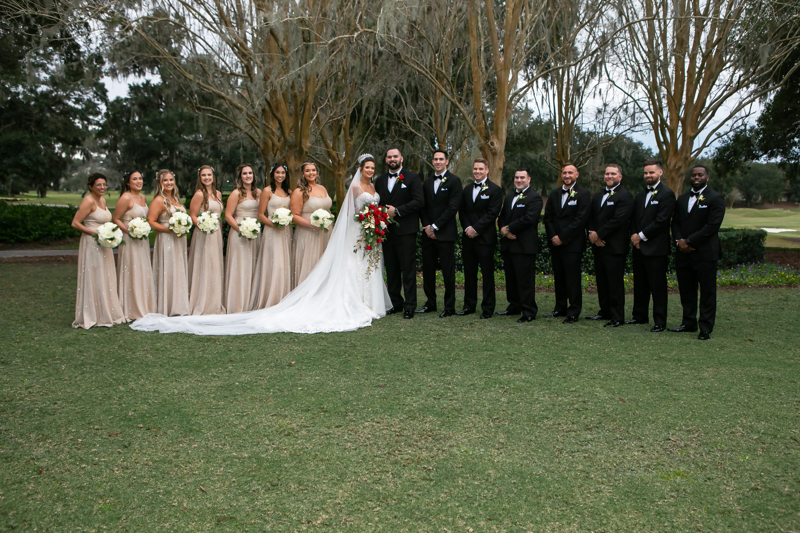 Elegant wedding in Golden Ocala, creating candid photography. Lana Photography — Wedding & Family Photographer in Florida & Beyond