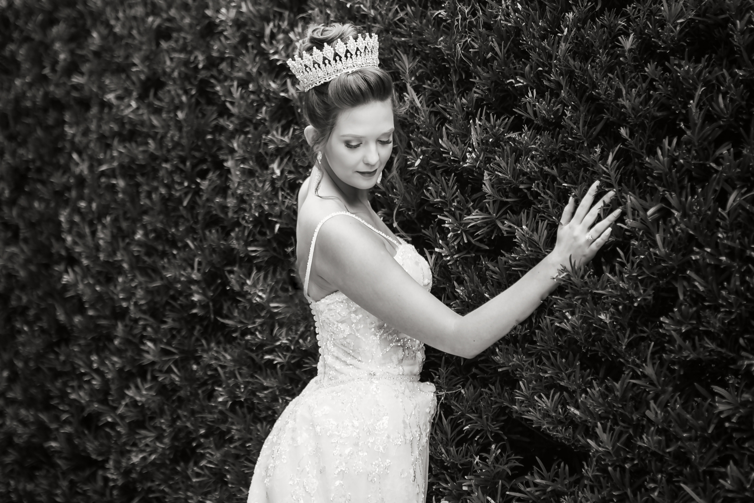 Elegant wedding in Golden Ocala, creating candid photography. Lana Photography — Wedding & Family Photographer in Florida & Beyond