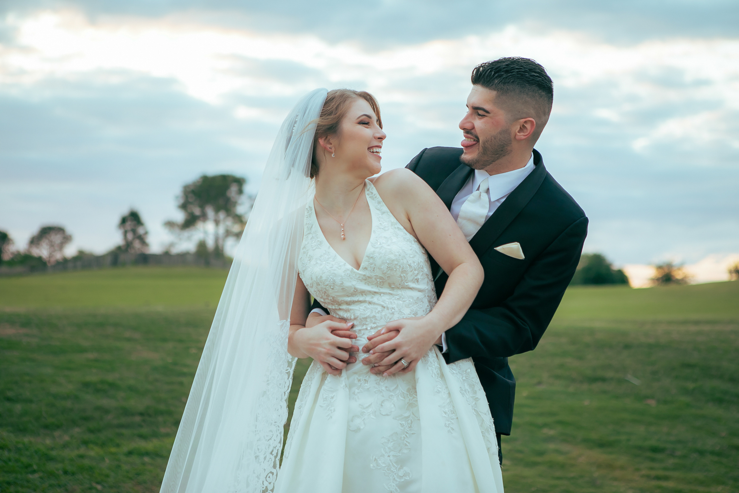 Wedding in the Royal St. Cloud Golf Links genuine moments. Lana Photography — Wedding & Family Photographer in Florida & Beyond