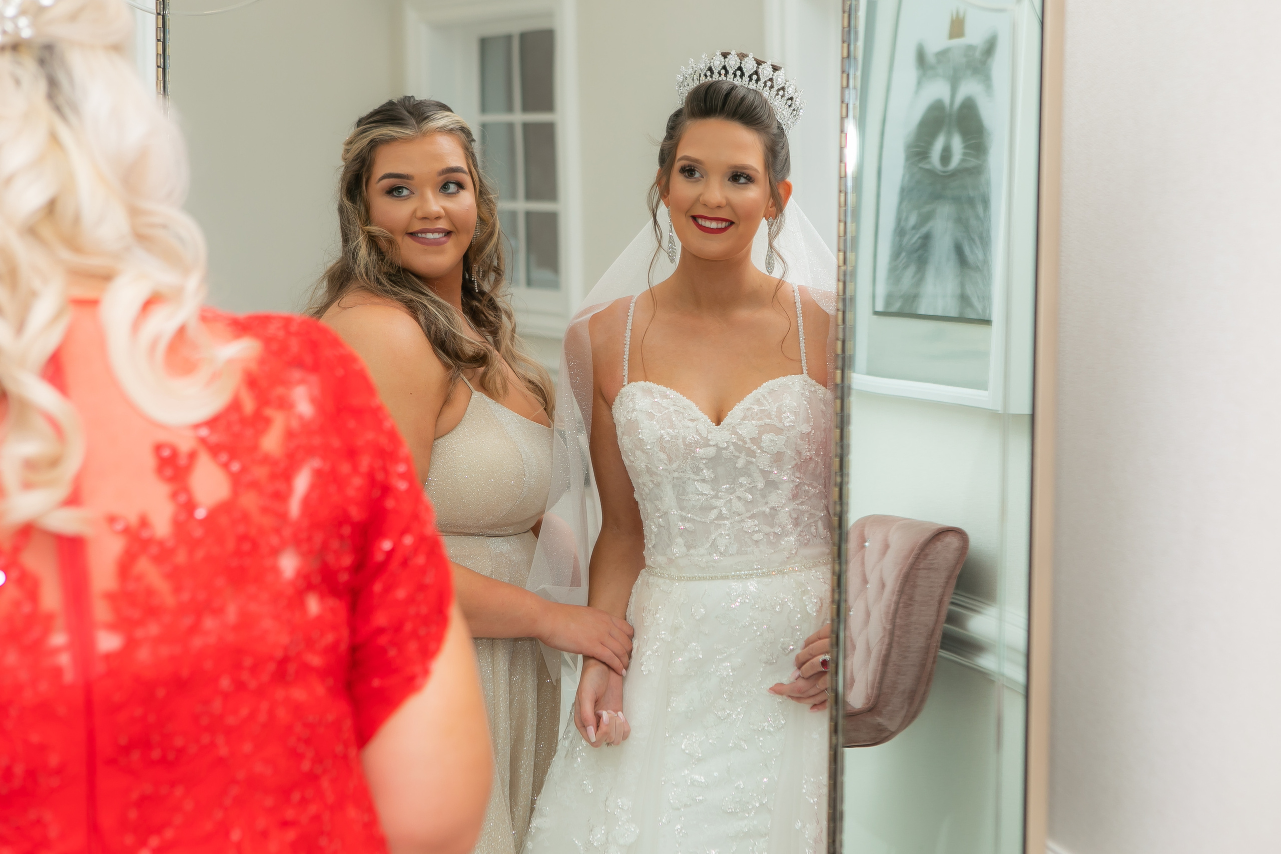 Elegant wedding in Golden Ocala, creating candid photography. Lana Photography — Wedding & Family Photographer in Florida & Beyond