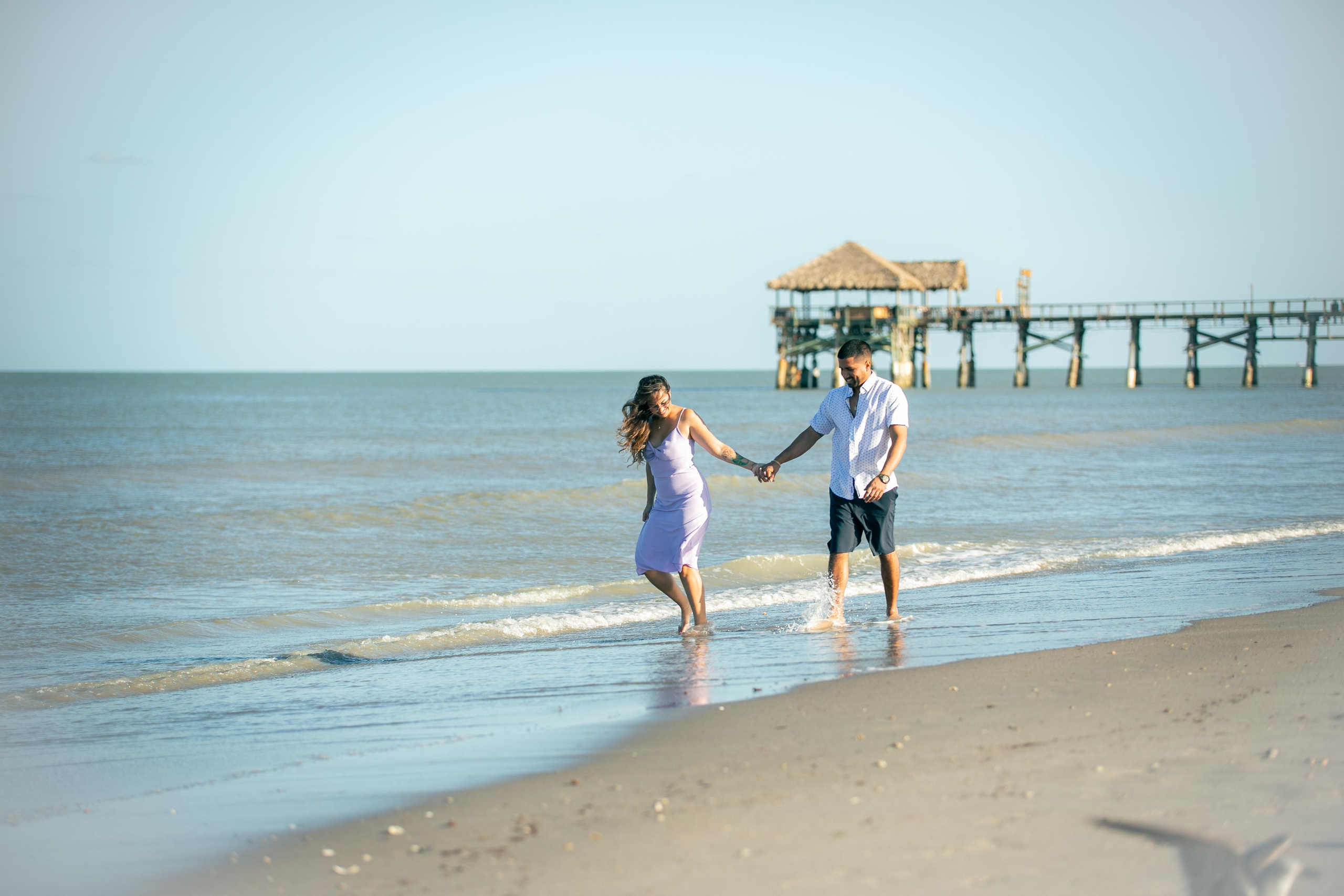 Engagement photography. Lana Photography — Wedding & Family Photographer in Florida & Beyond