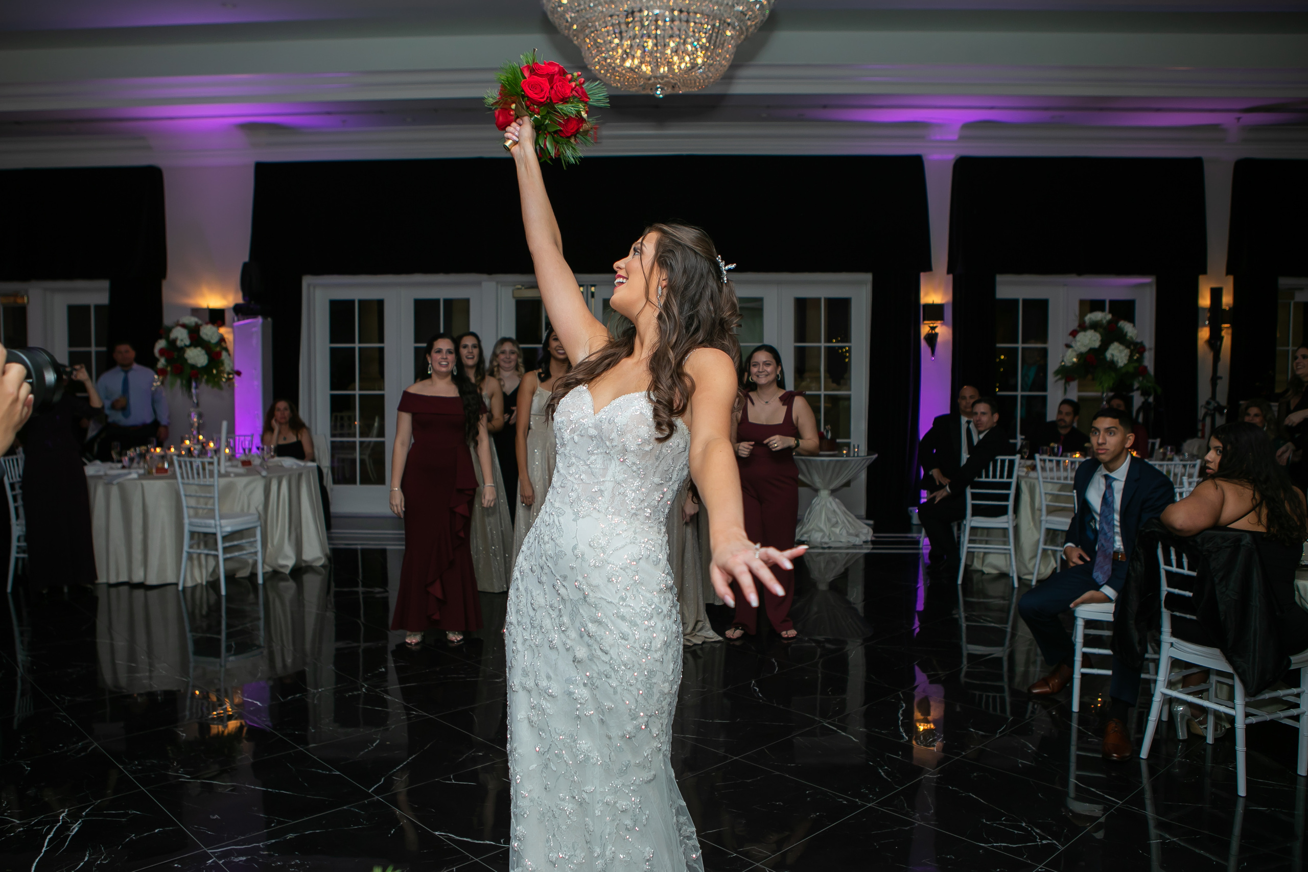 Elegant wedding in Golden Ocala, creating candid photography. Lana Photography — Wedding & Family Photographer in Florida & Beyond