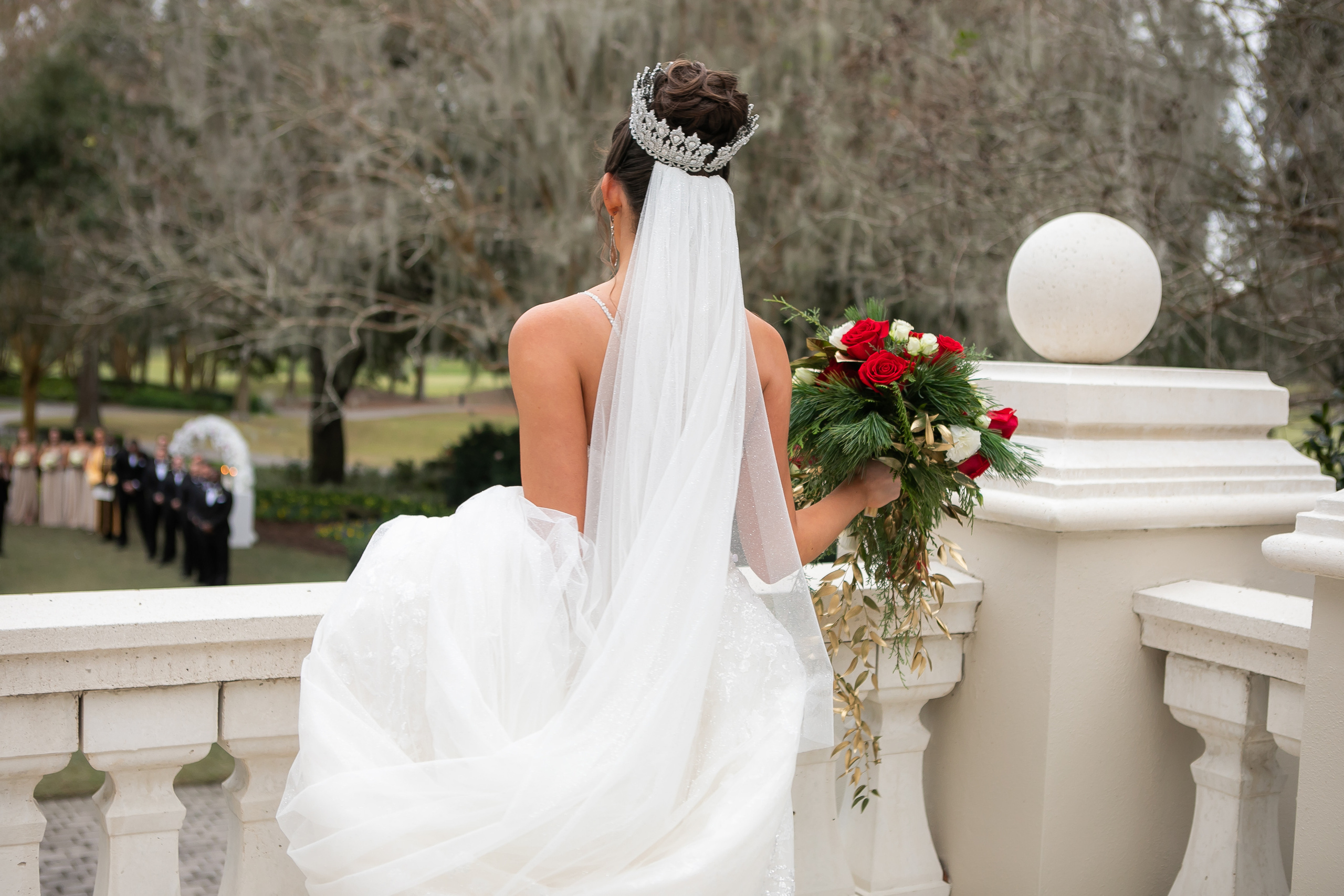 Elegant wedding in Golden Ocala, creating candid photography. Lana Photography — Wedding & Family Photographer in Florida & Beyond