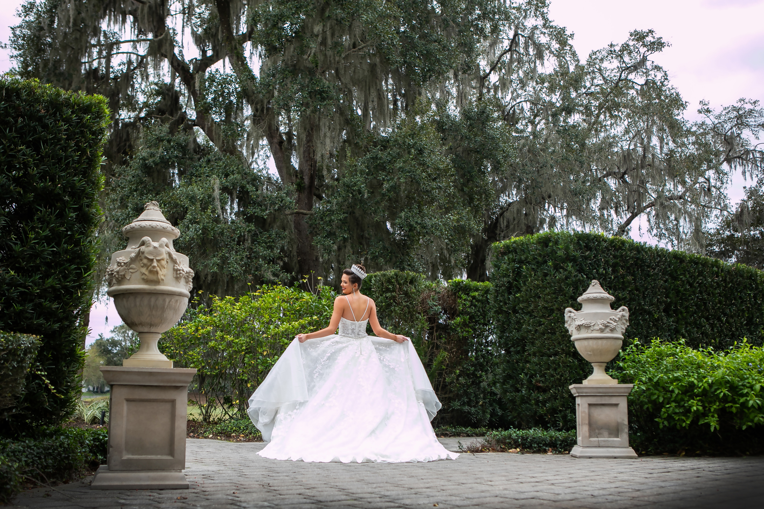 Elegant wedding in Golden Ocala, creating candid photography. Lana Photography — Wedding & Family Photographer in Florida & Beyond