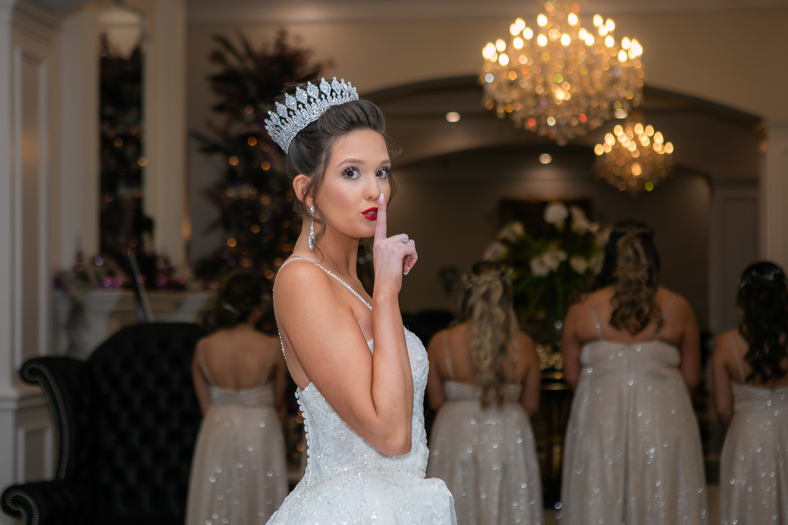 Elegant wedding in Golden Ocala, creating candid photography. Lana Photography — Wedding & Family Photographer in Florida & Beyond