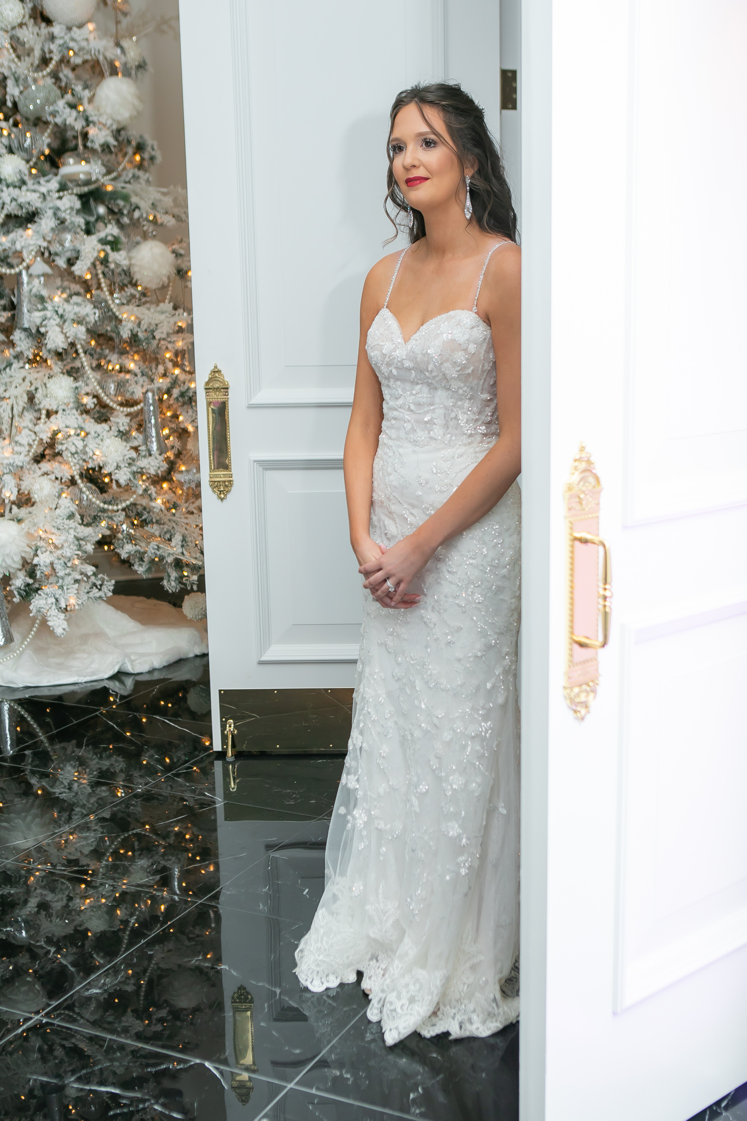 Elegant wedding in Golden Ocala, creating candid photography. Lana Photography — Wedding & Family Photographer in Florida & Beyond