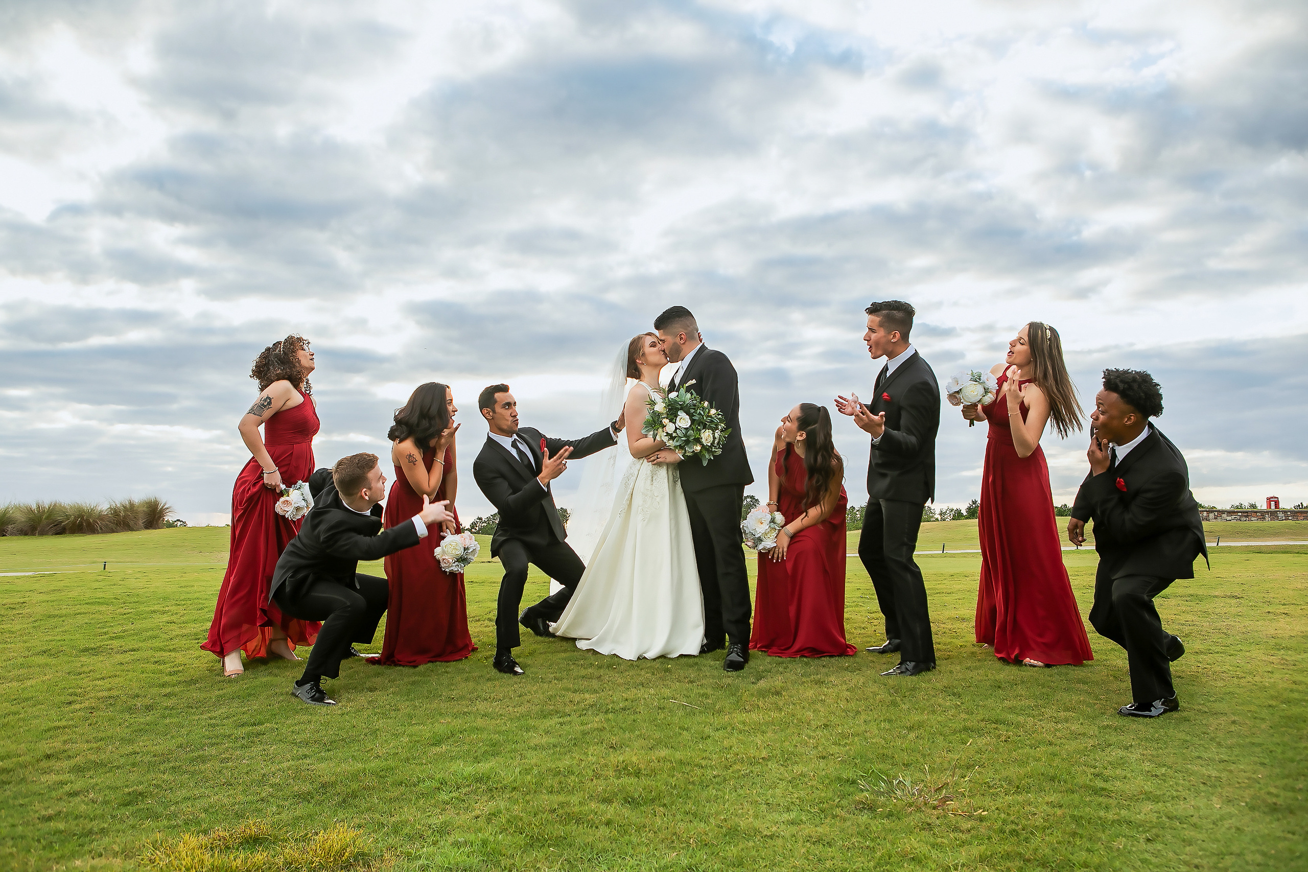 Wedding in the Royal St. Cloud Golf Links genuine moments. Lana Photography — Wedding & Family Photographer in Florida & Beyond