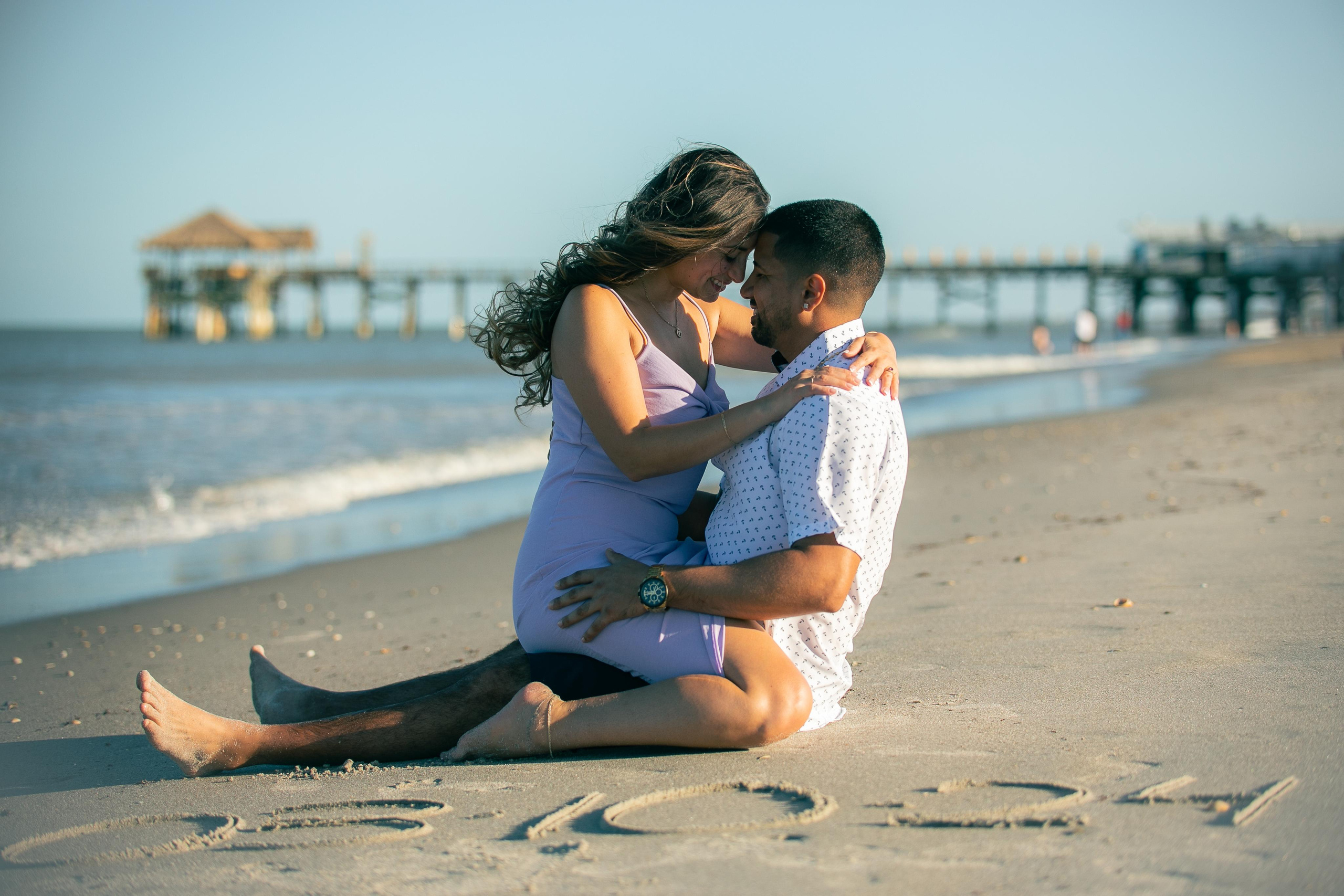 Engagement photography. Lana Photography — Wedding & Family Photographer in Florida & Beyond
