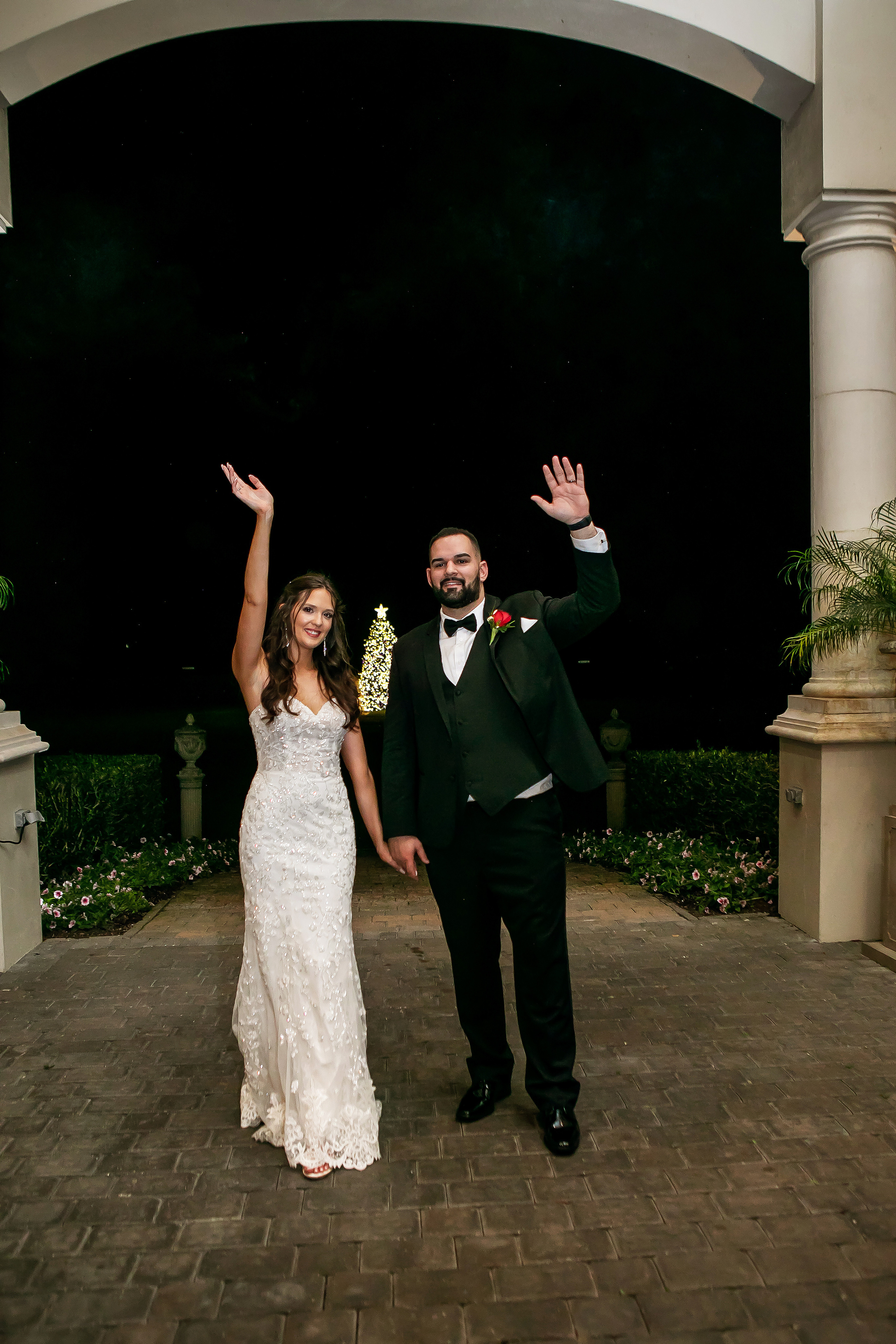 Elegant wedding in Golden Ocala, creating candid photography. Lana Photography — Wedding & Family Photographer in Florida & Beyond