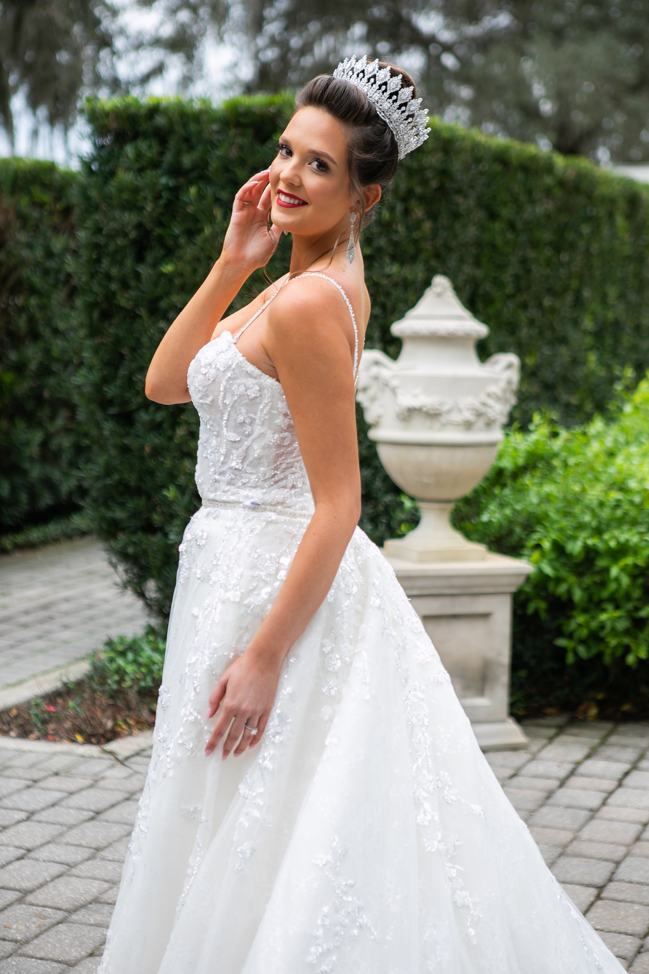 Elegant wedding in Golden Ocala, creating candid photography. Lana Photography — Wedding & Family Photographer in Florida & Beyond