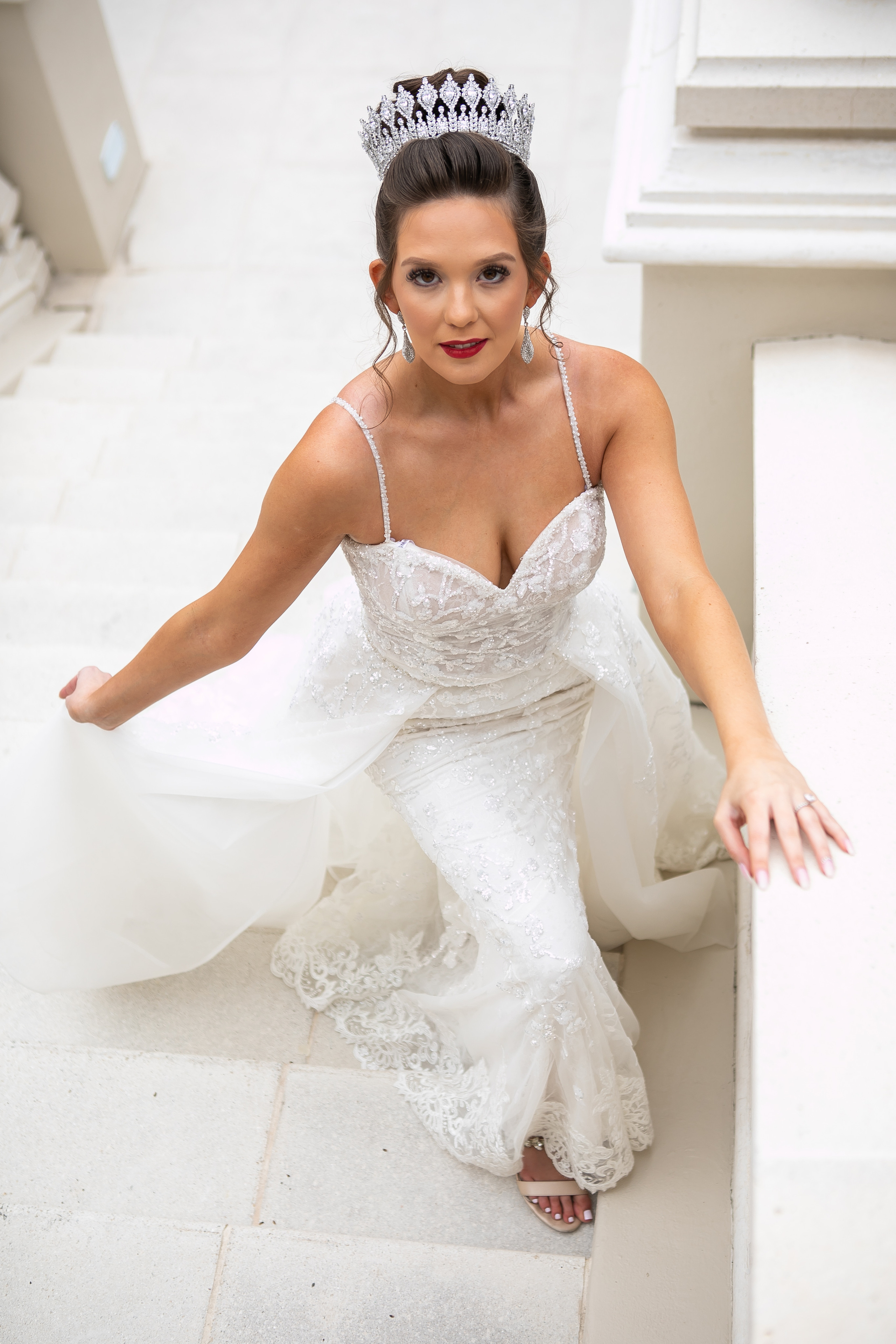 Elegant wedding in Golden Ocala, creating candid photography. Lana Photography — Wedding & Family Photographer in Florida & Beyond