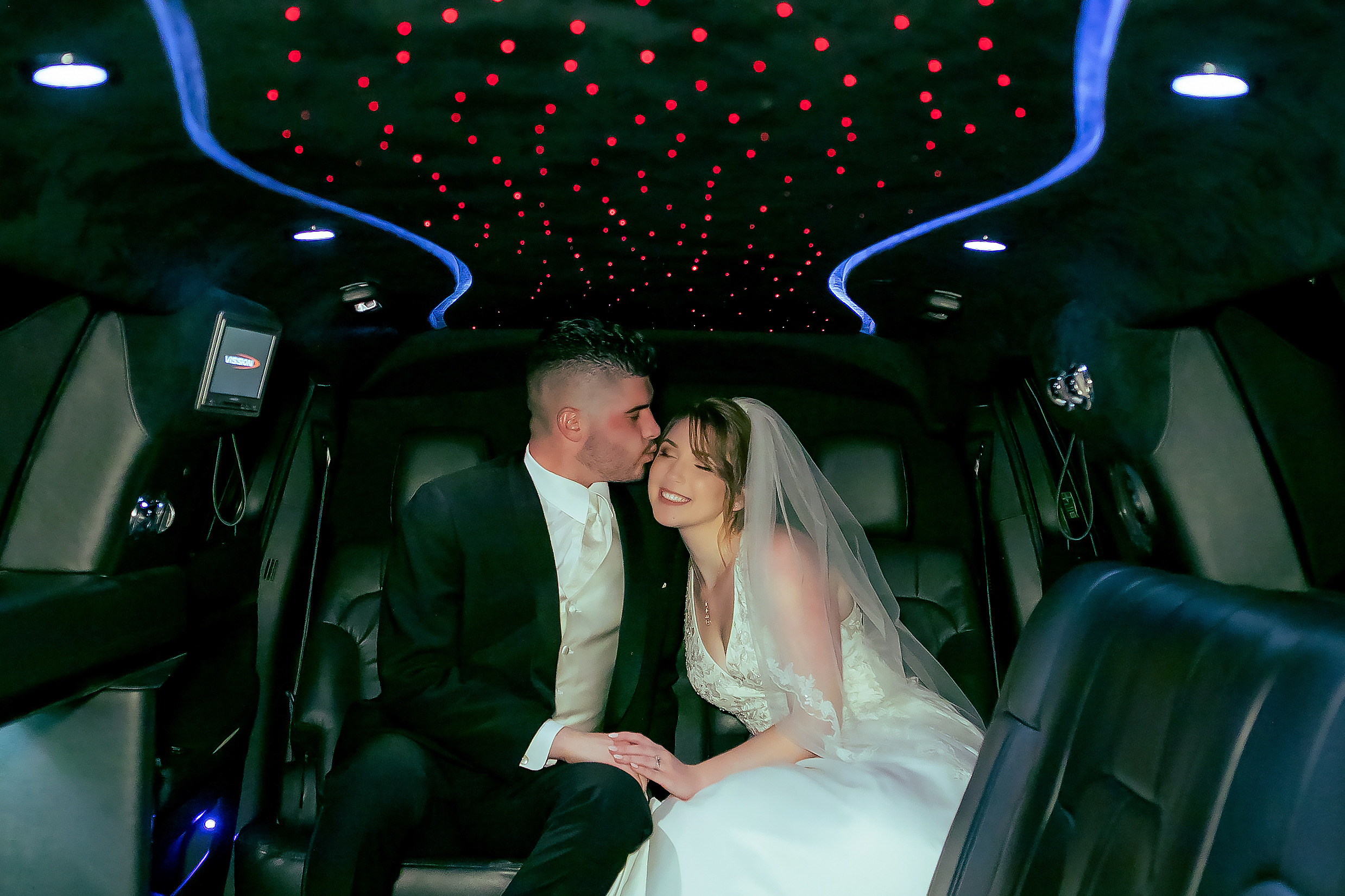 Wedding in the Royal St. Cloud Golf Links genuine moments. Lana Photography — Wedding & Family Photographer in Florida & Beyond