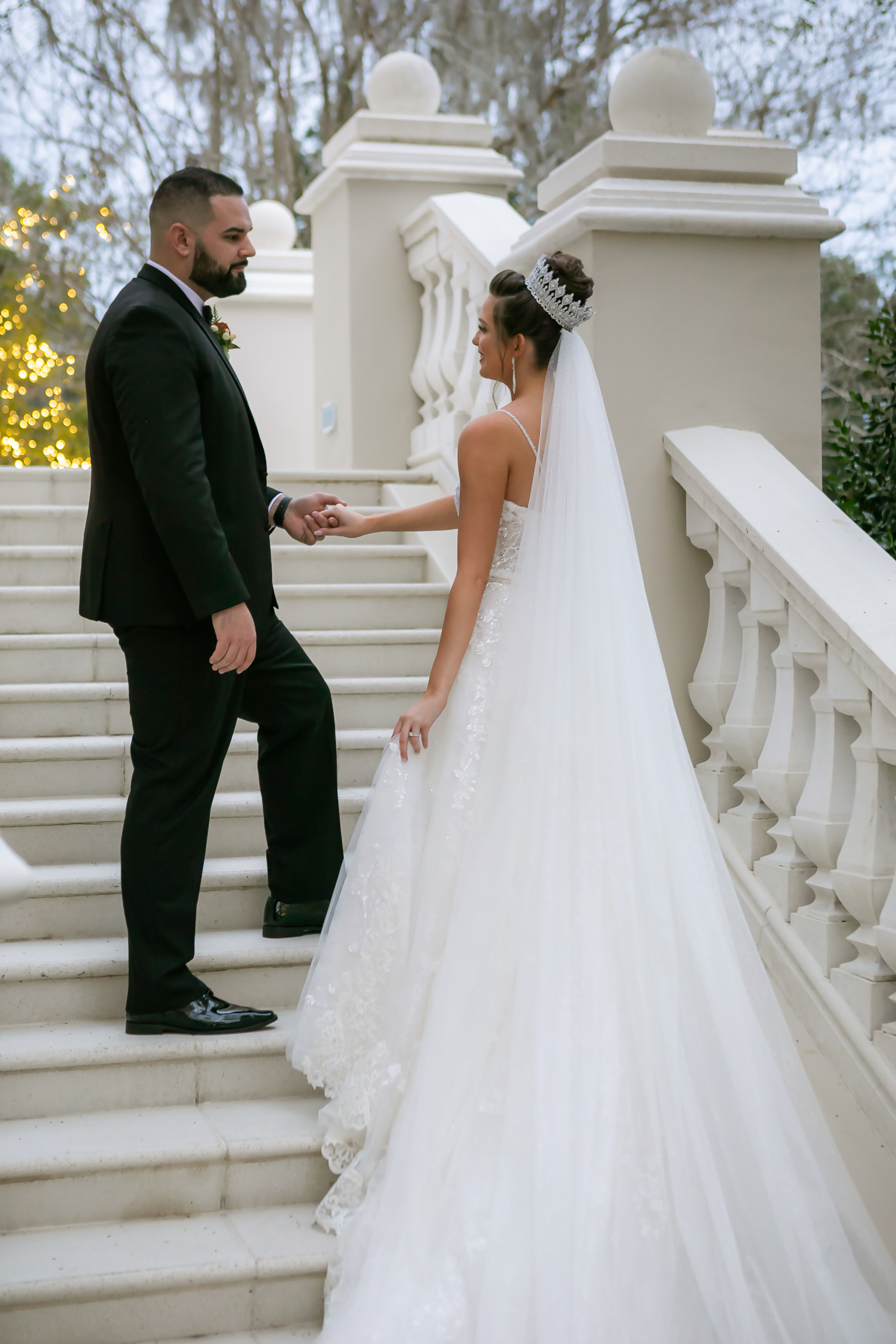 Elegant wedding in Golden Ocala, creating candid photography. Lana Photography — Wedding & Family Photographer in Florida & Beyond